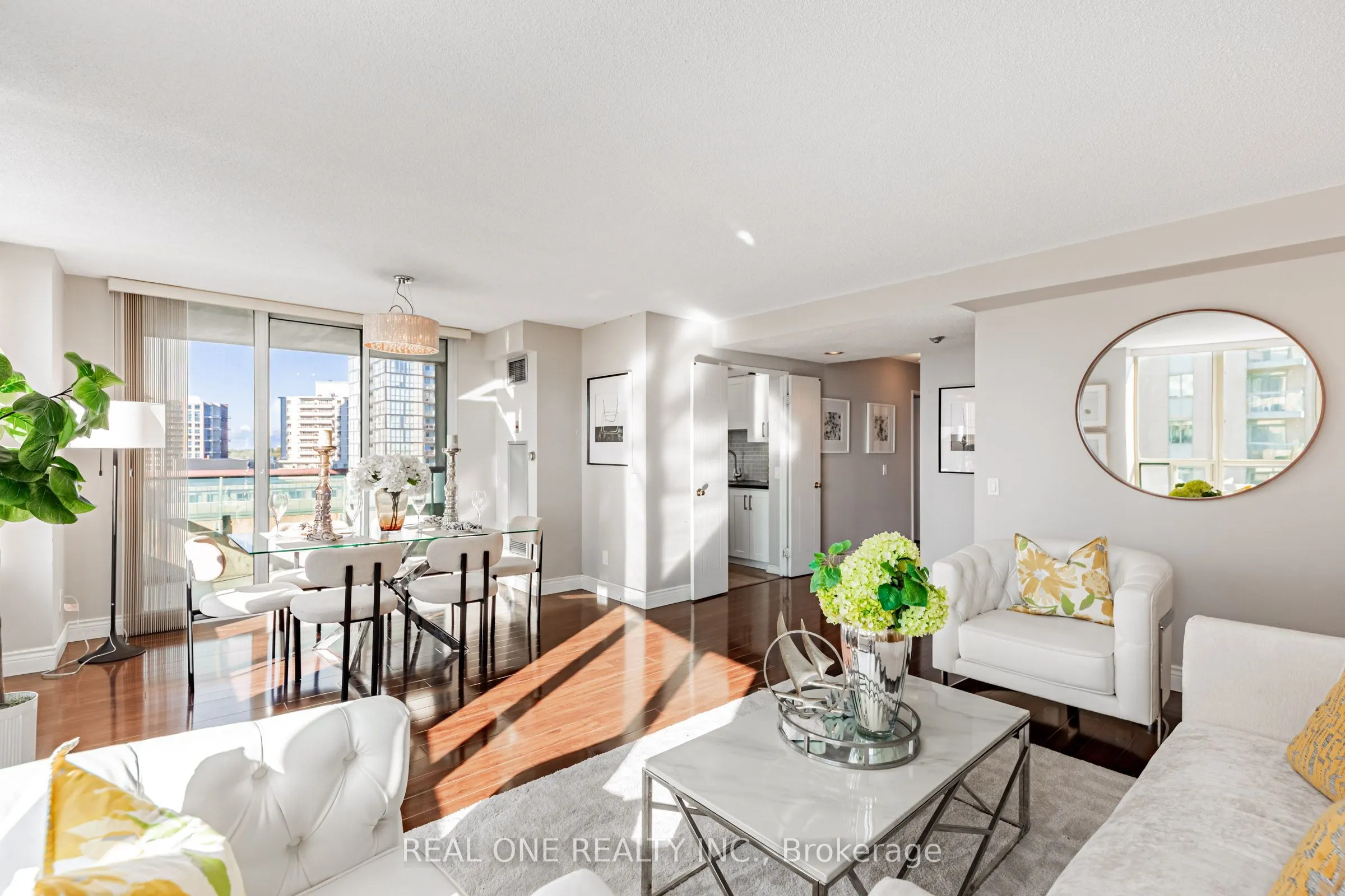238 Doris Avenue, #1503