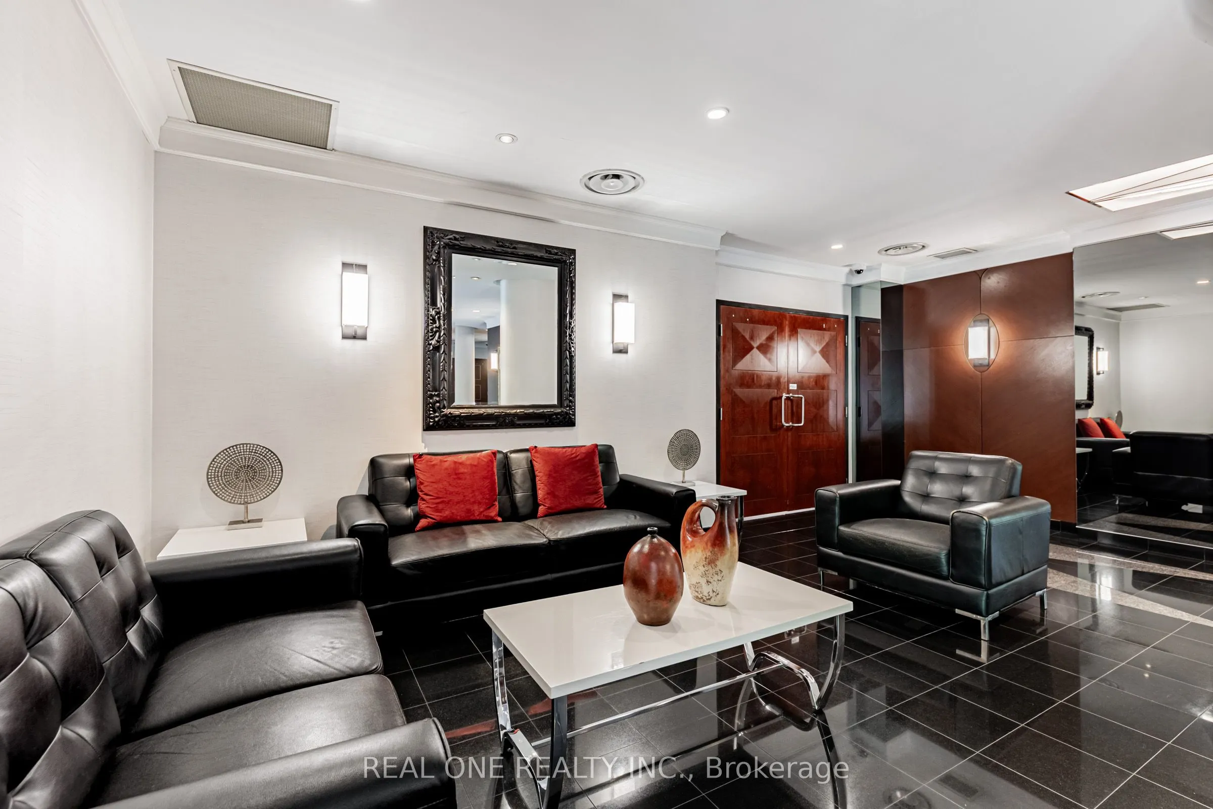 238 Doris Avenue, #1503