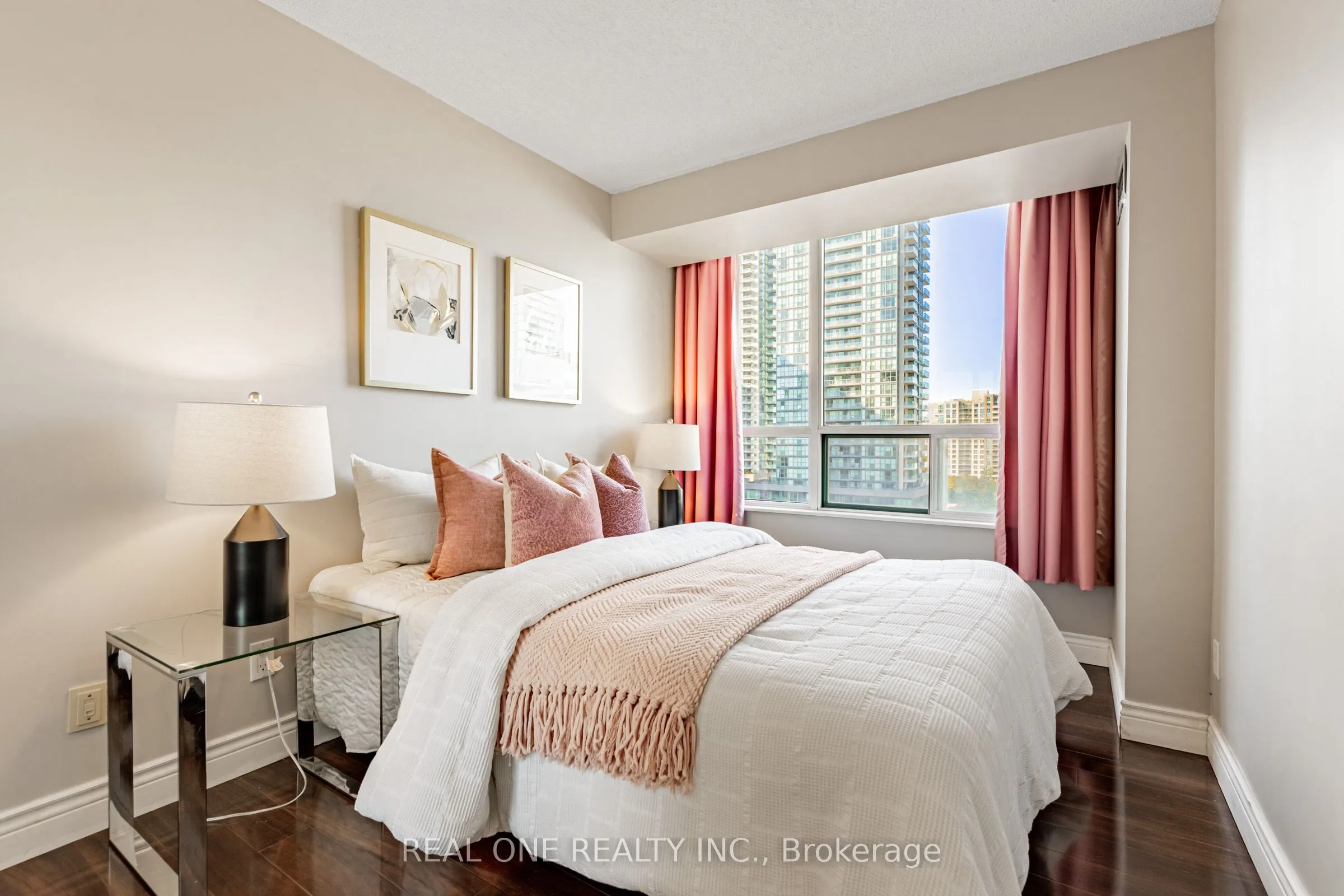 238 Doris Avenue, #1503