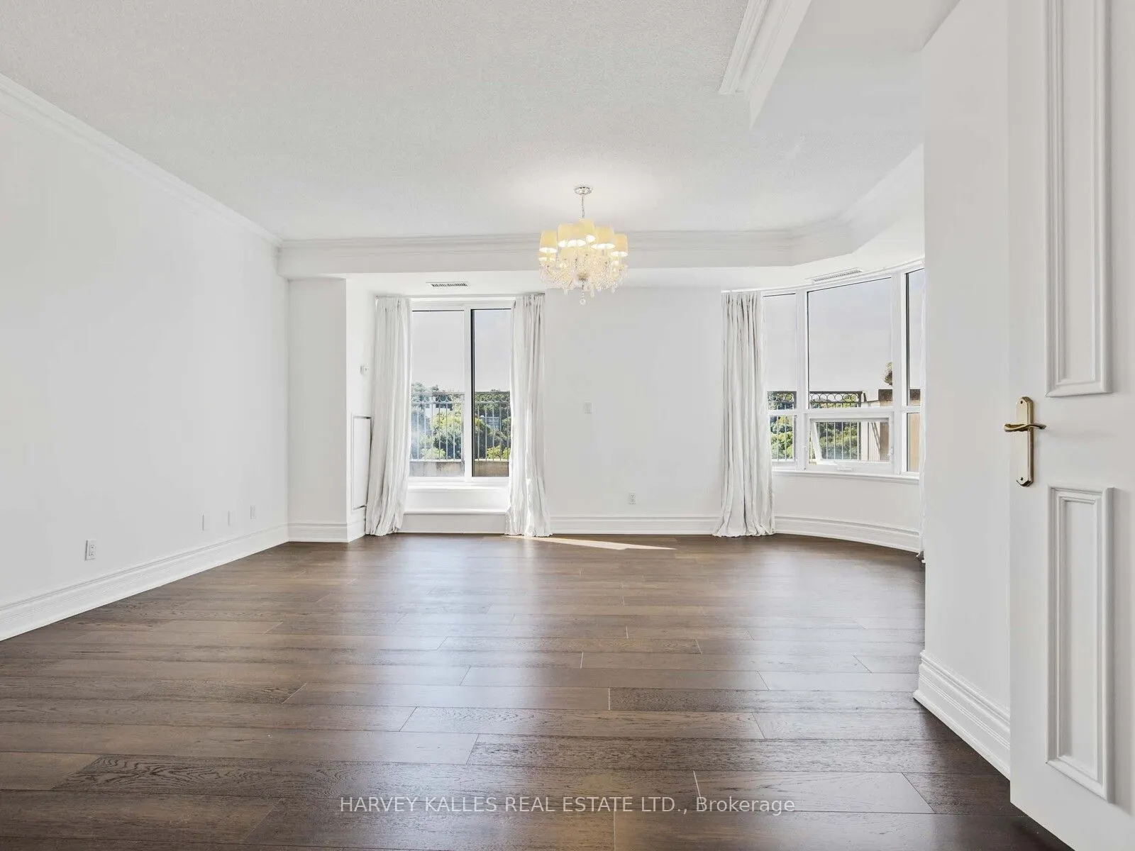 10 Old York Mills Road, #706