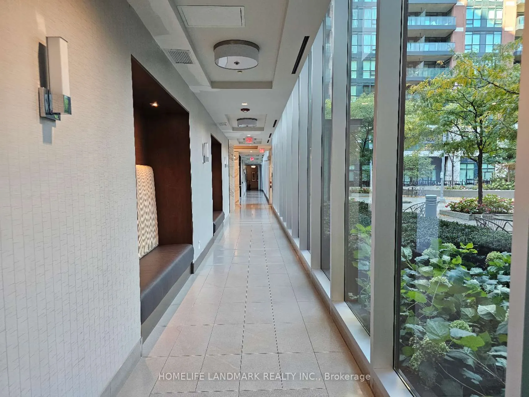 525 Wilson Avenue, #527
