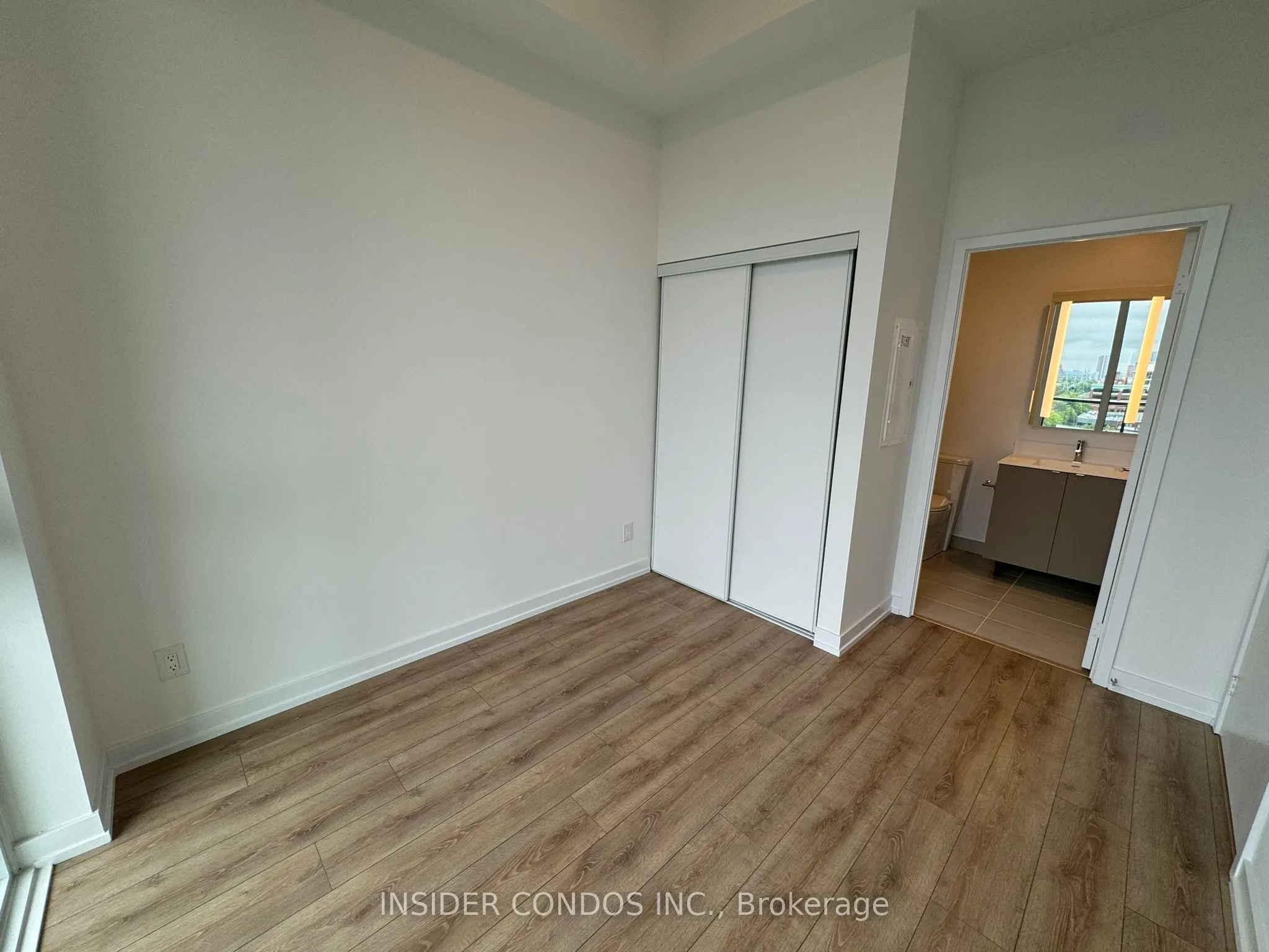 500 Dupont Street, #805