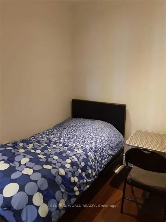 102 BLOOR Street W, #1603