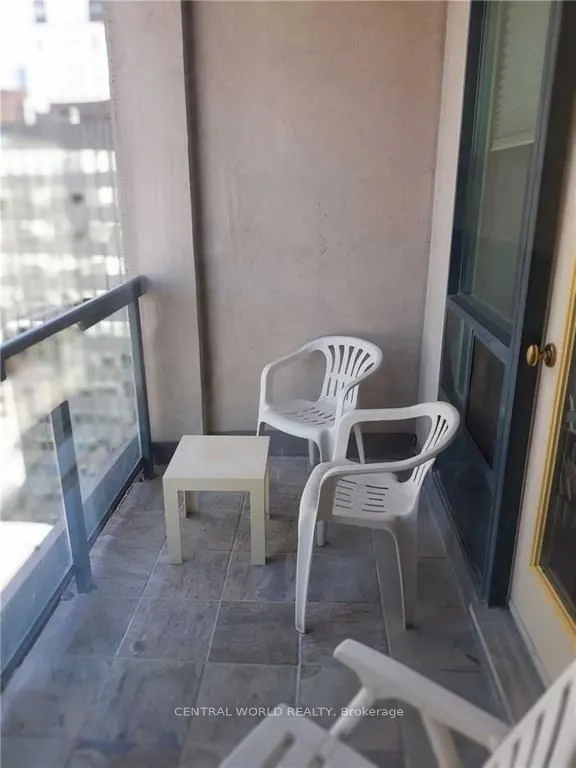 102 BLOOR Street W, #1603