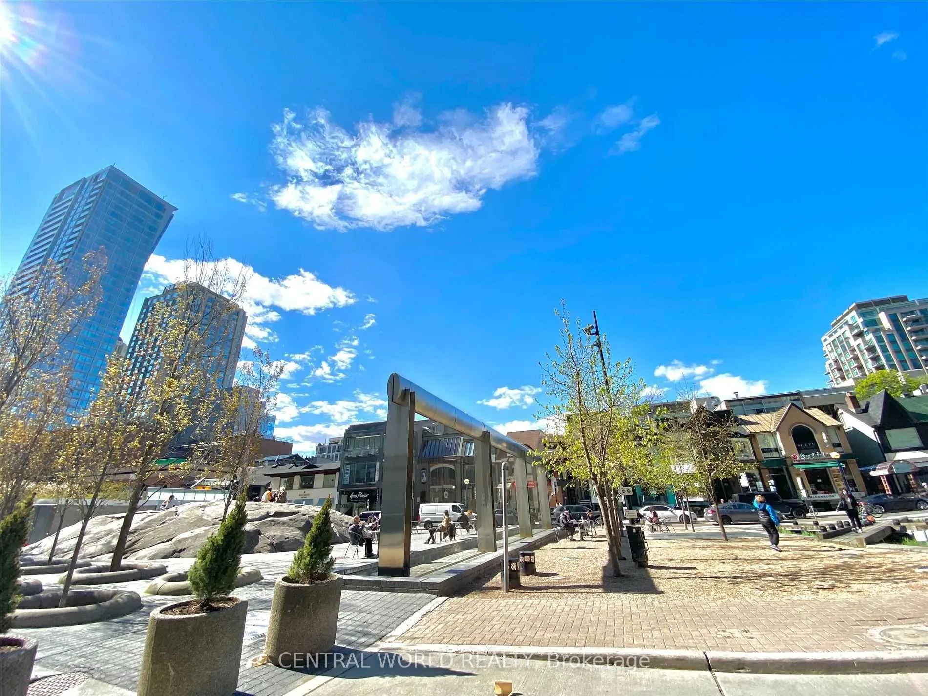 102 BLOOR Street W, #1603