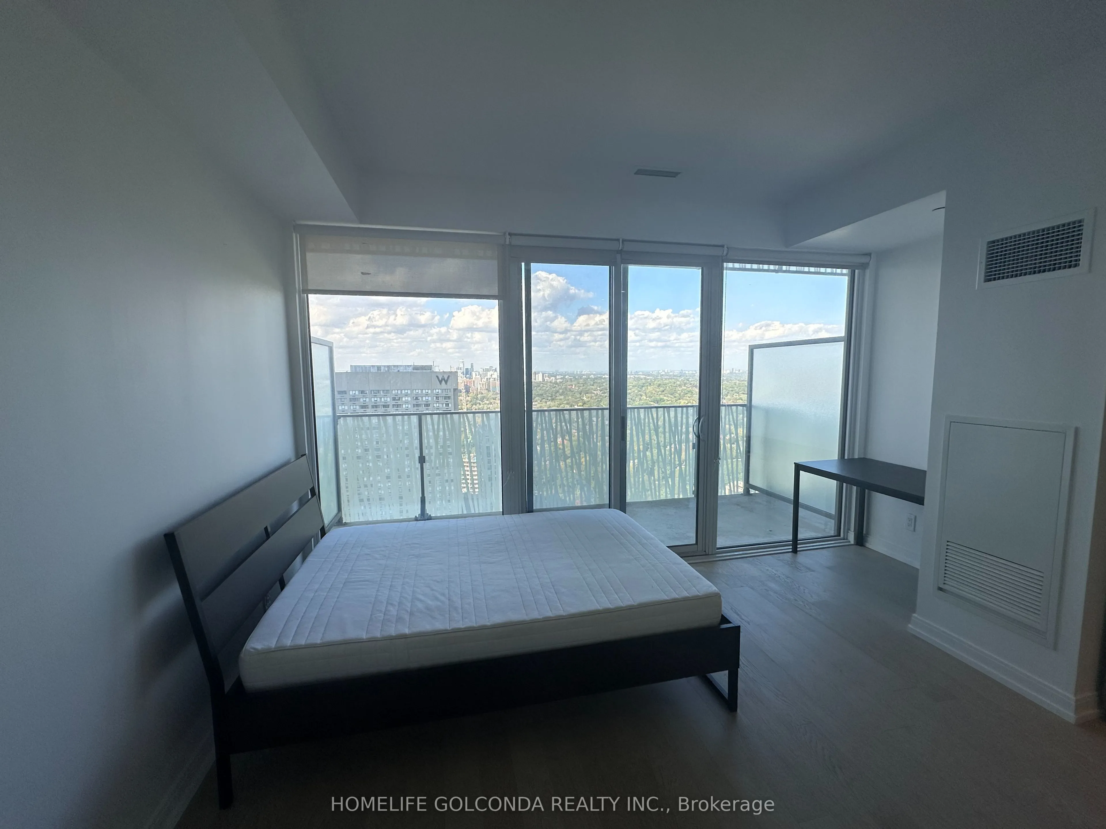 42 Charles Street E, #4107