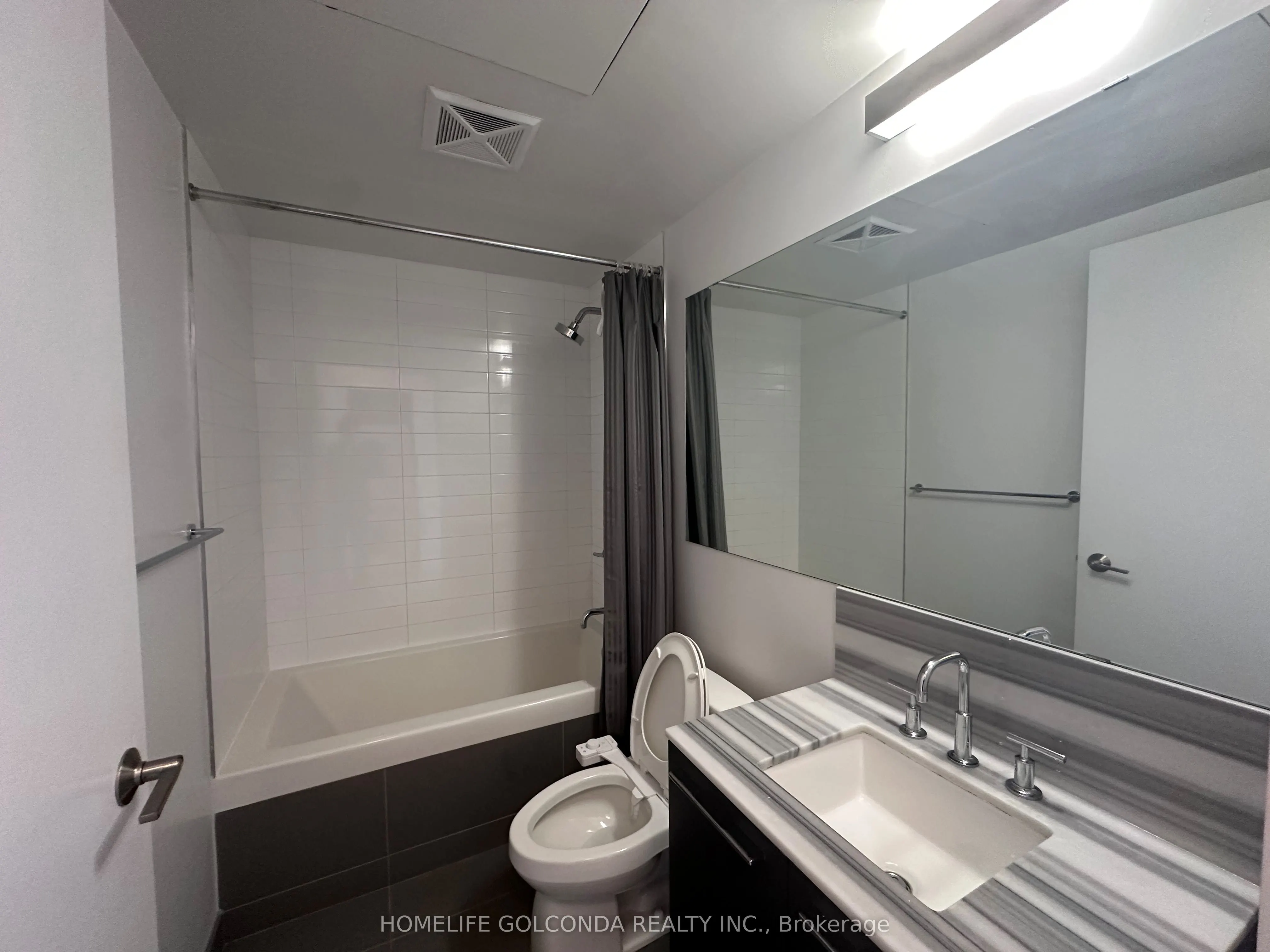 42 Charles Street E, #4107