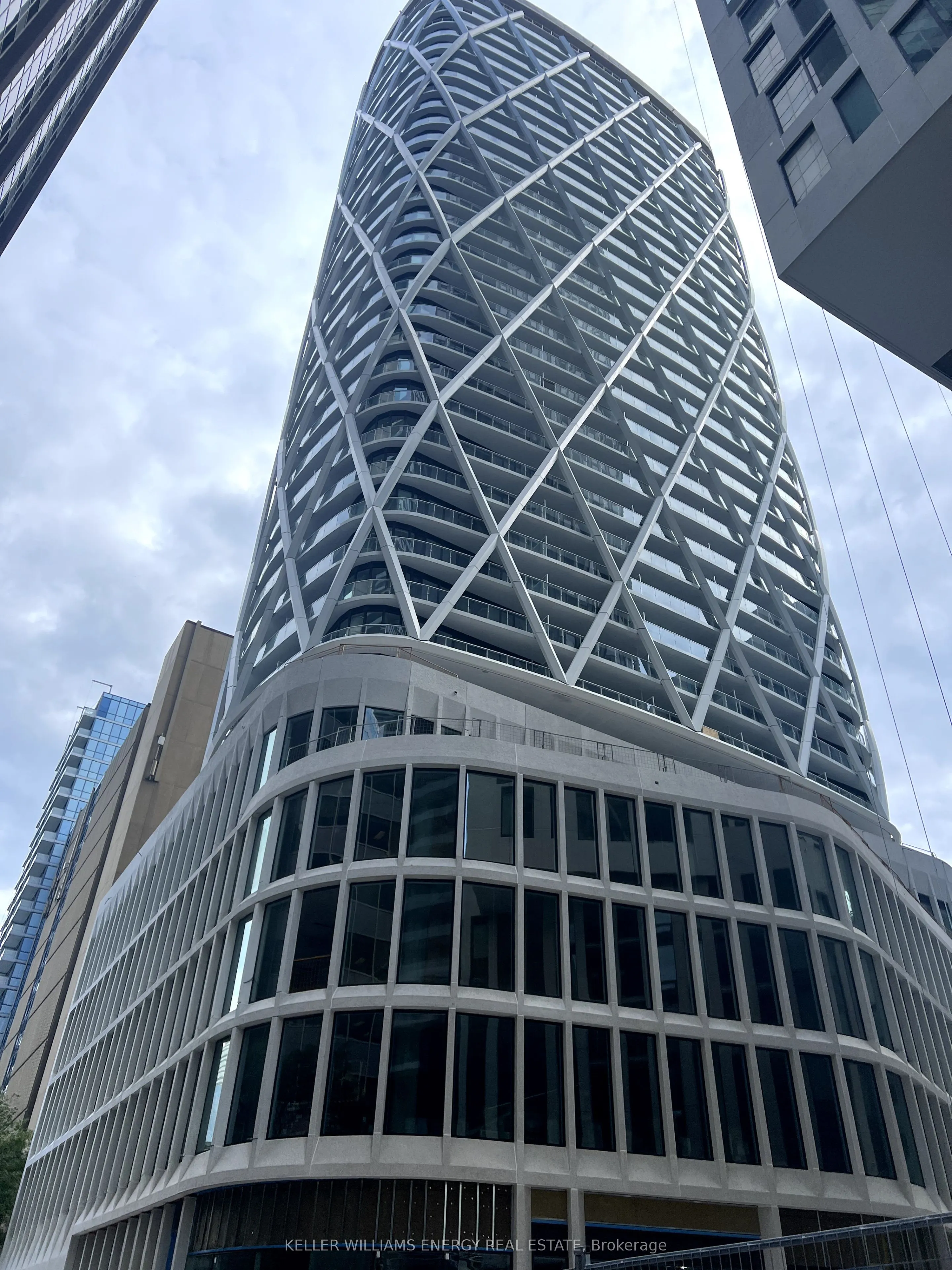 230 Simcoe Street, #1128