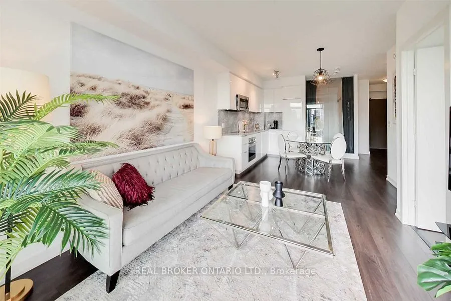 223 St. Clair Avenue W, #603