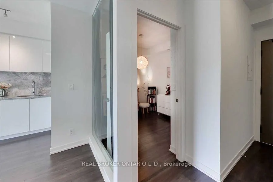 223 St. Clair Avenue W, #603