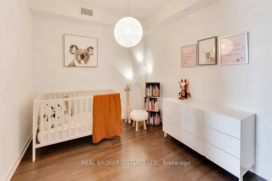223 St. Clair Avenue W, #603