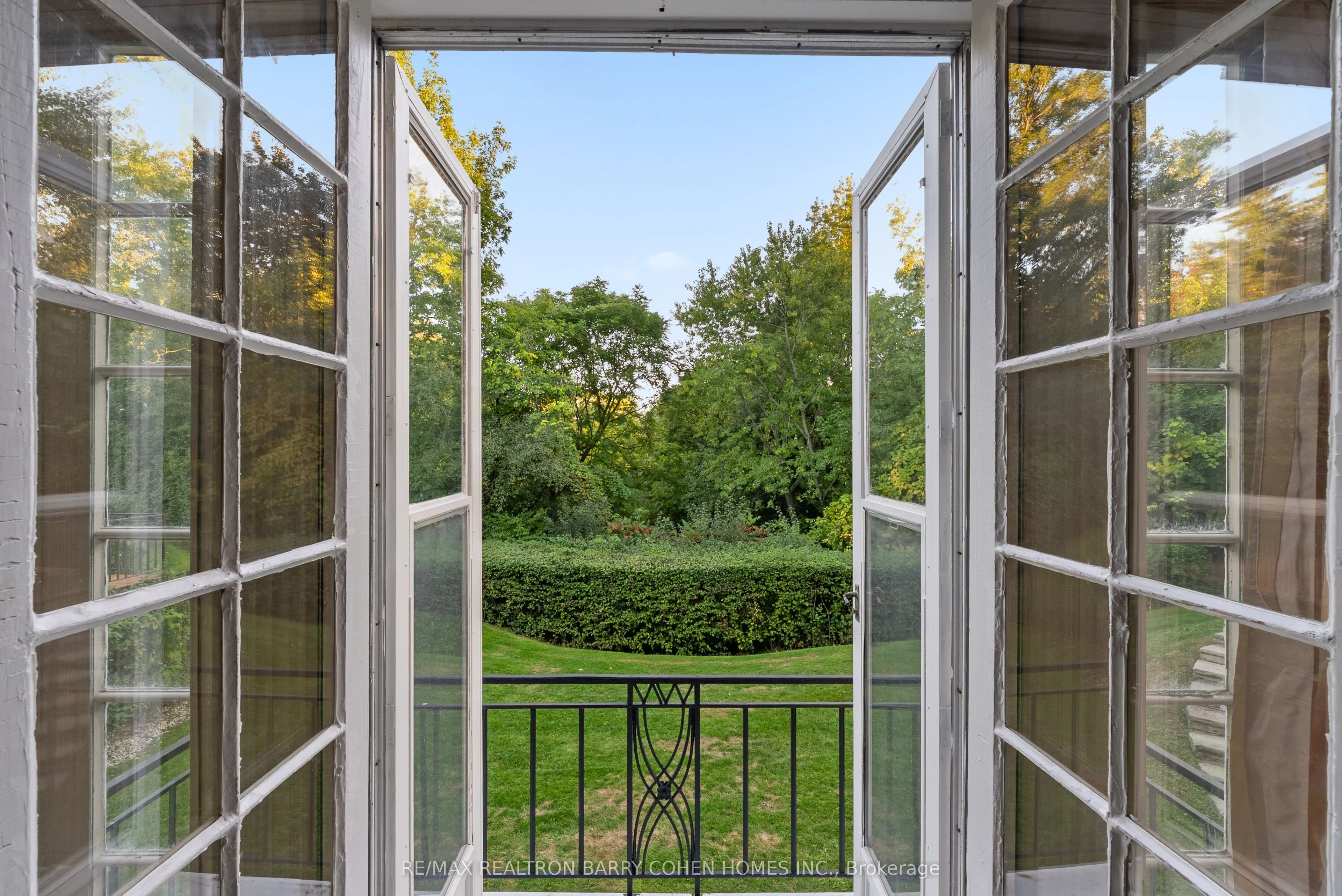 7 Alderbrook Drive