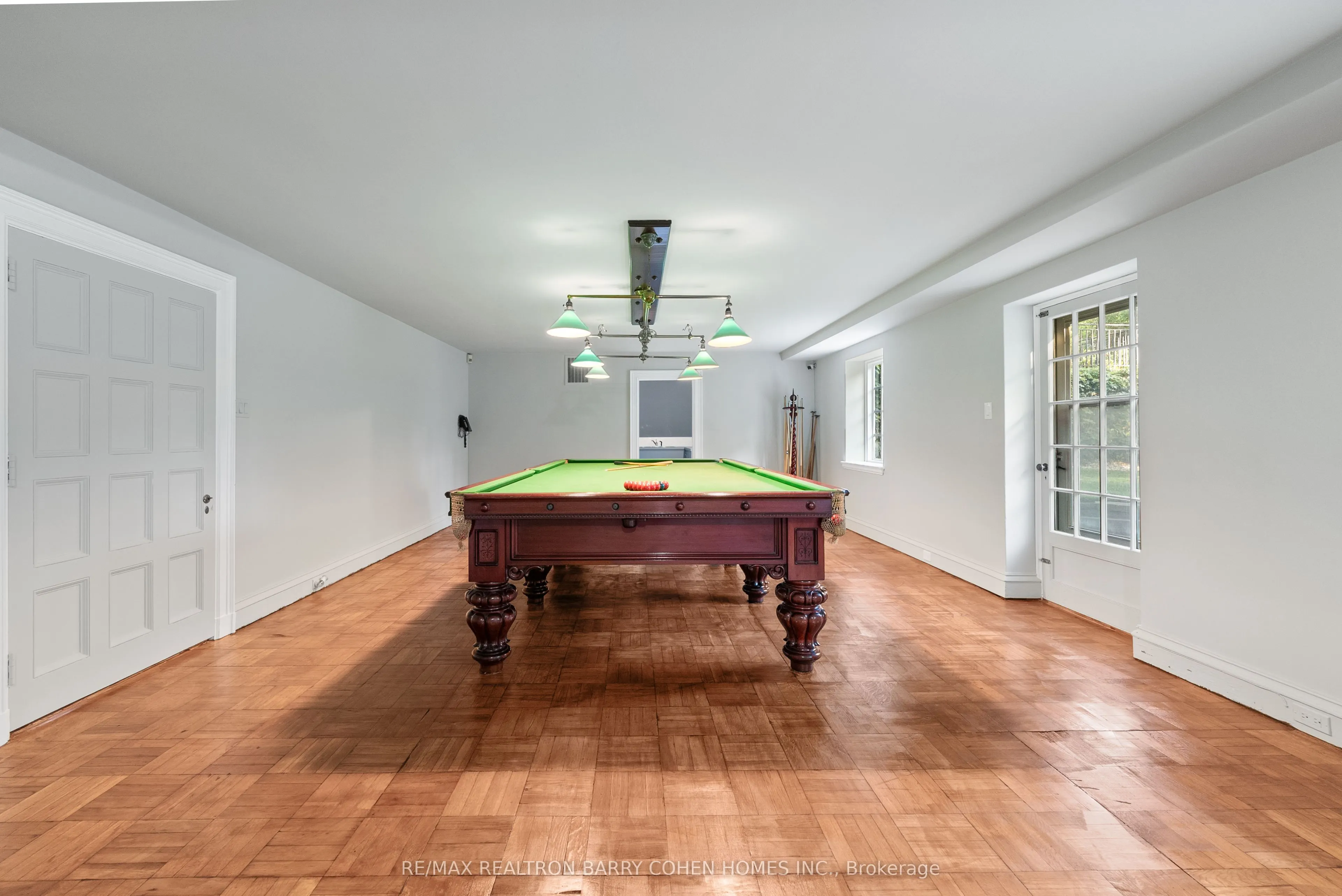 7 Alderbrook Drive