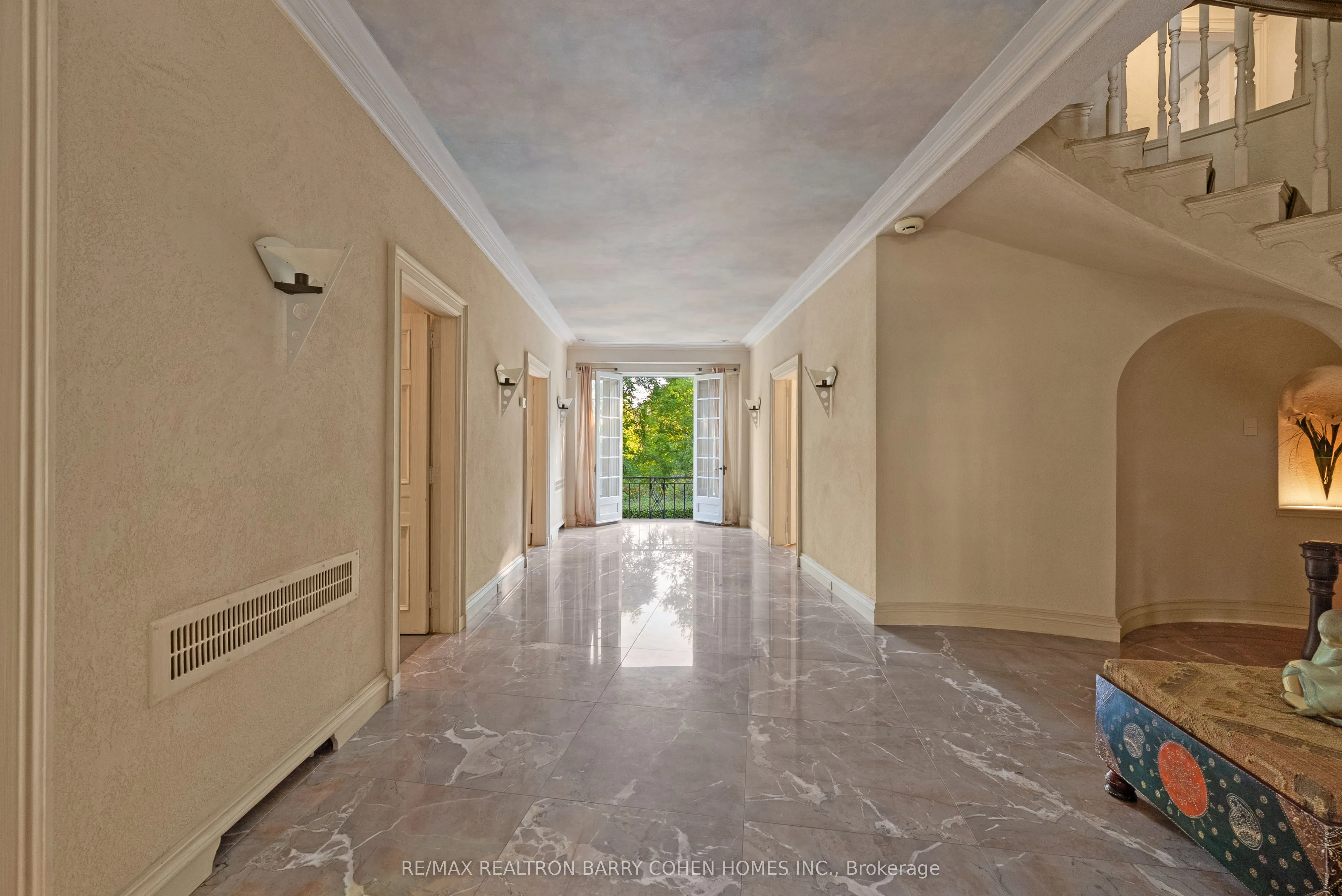 7 Alderbrook Drive