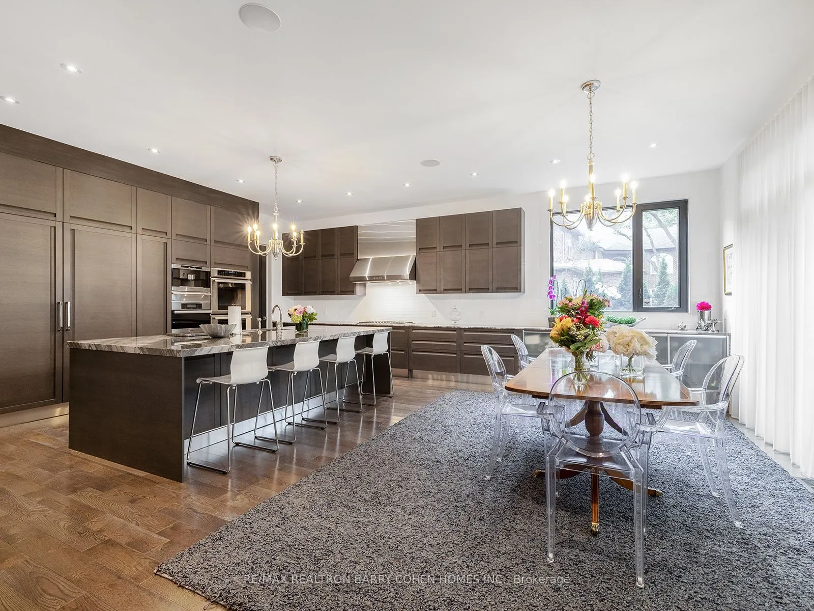 125 Sandringham Drive