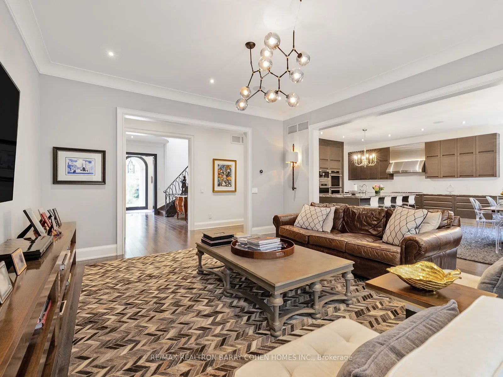 125 Sandringham Drive