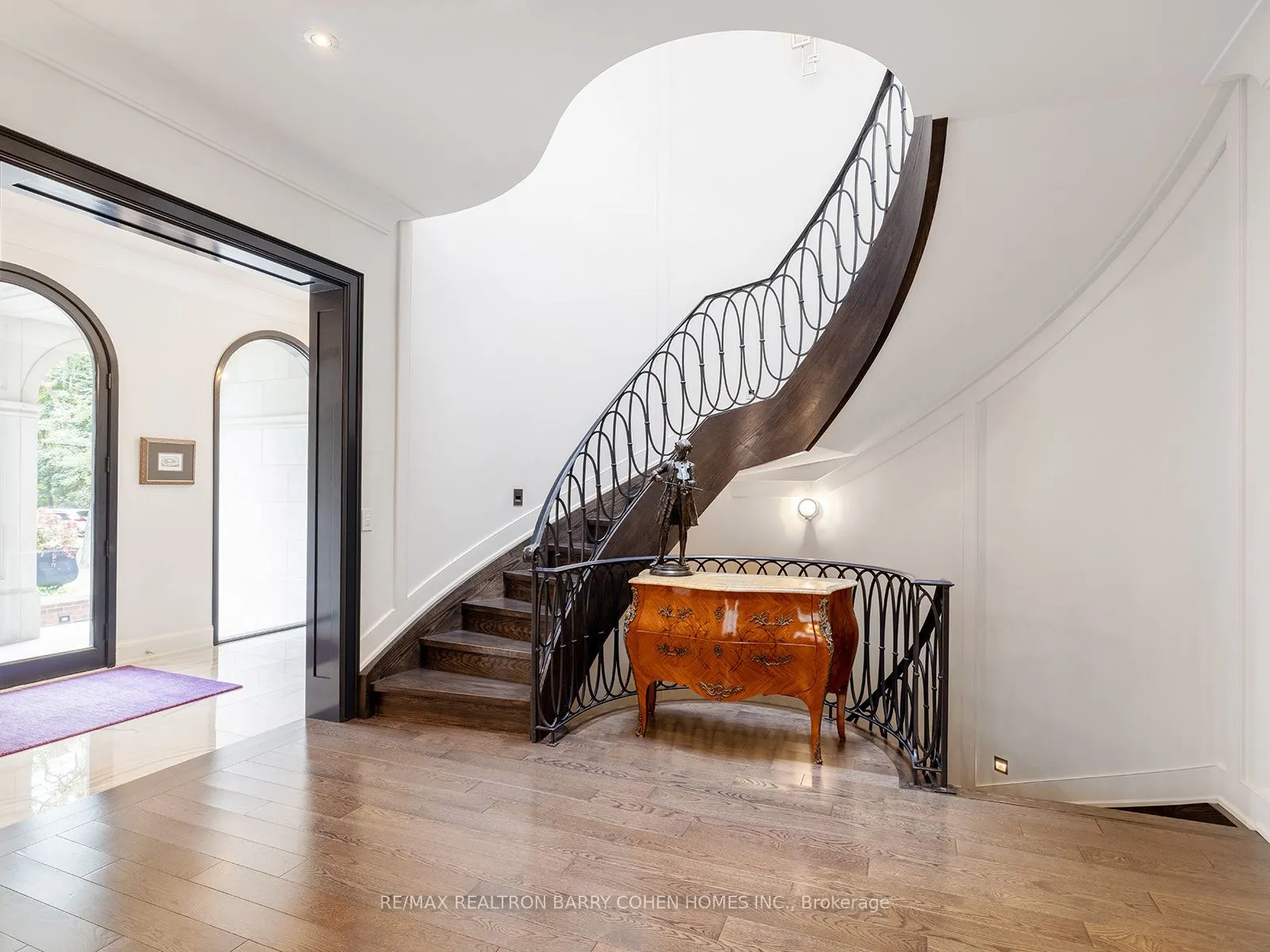 125 Sandringham Drive