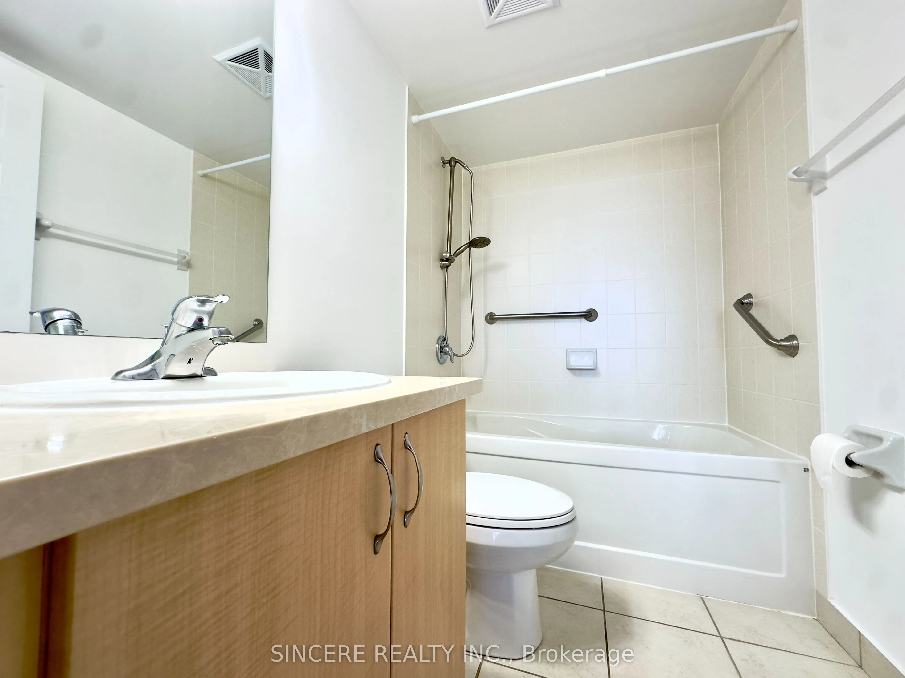 35 Hollywood Avenue, #1622