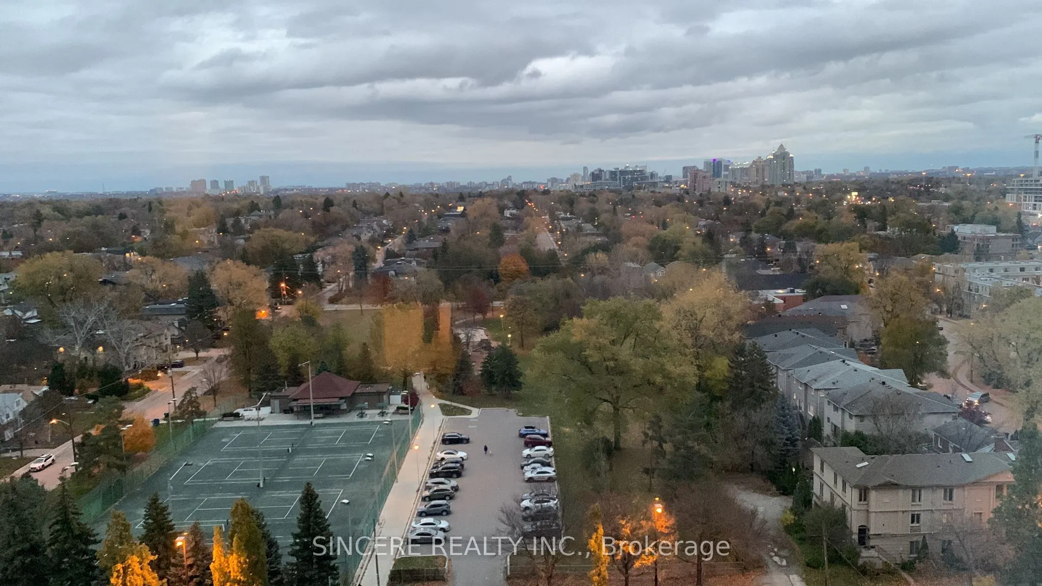 35 Hollywood Avenue, #1622