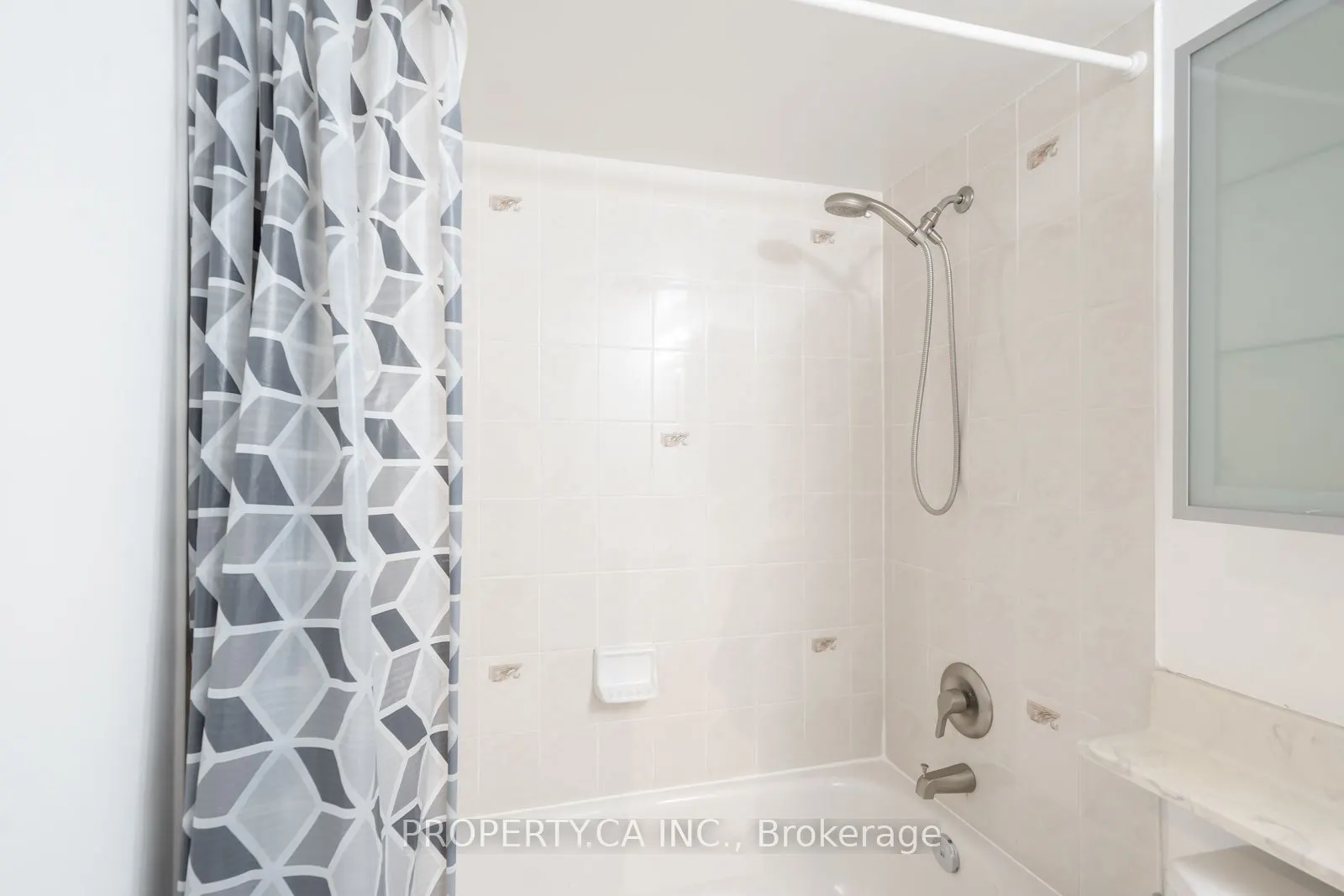 26 Olive Avenue, #509
