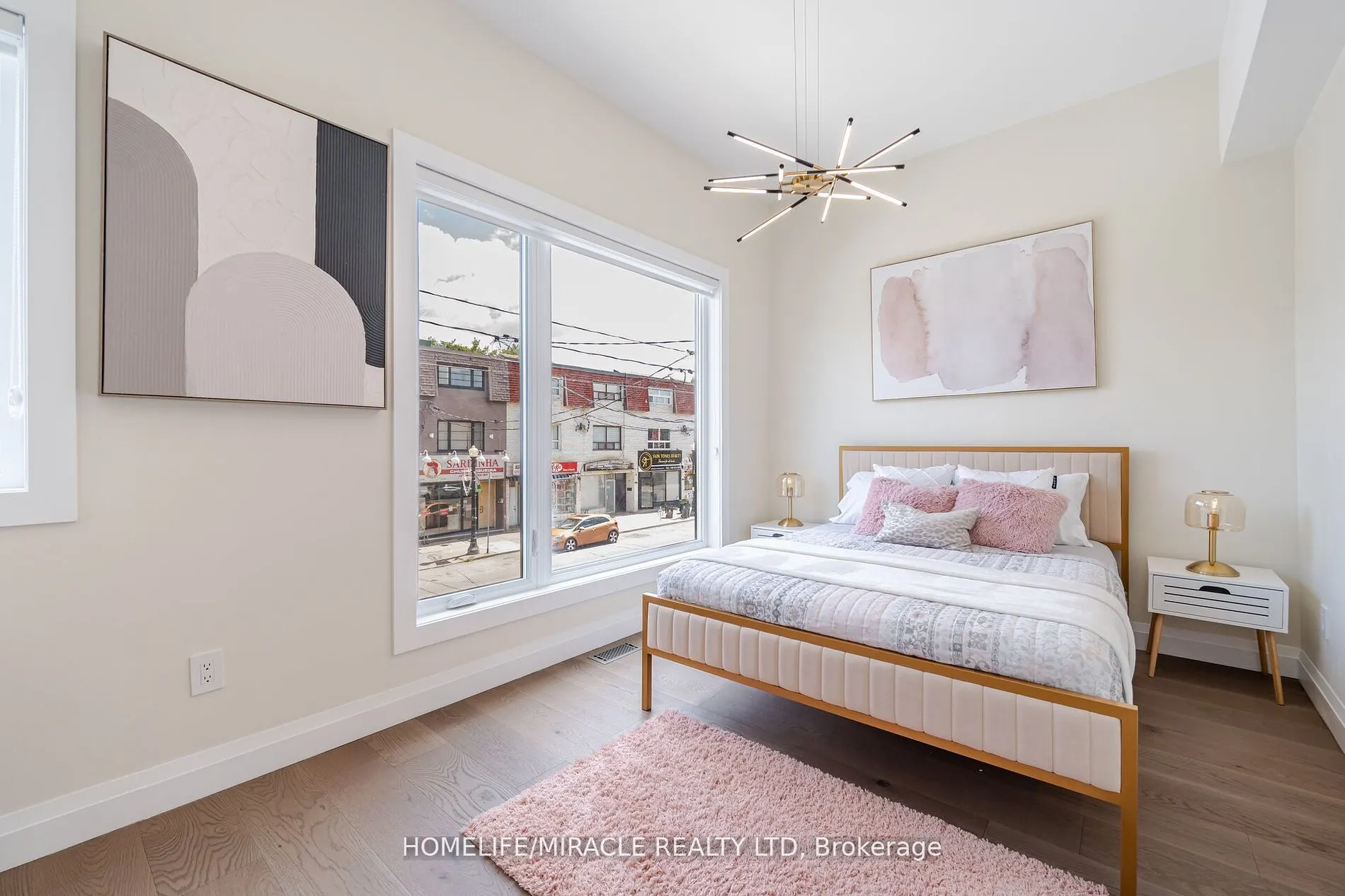 388 Oakwood Avenue