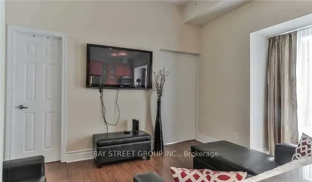 539 Jarvis Street, #M10