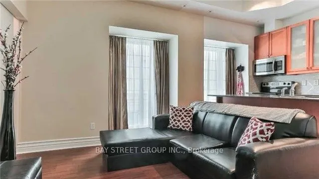 539 Jarvis Street, #M10