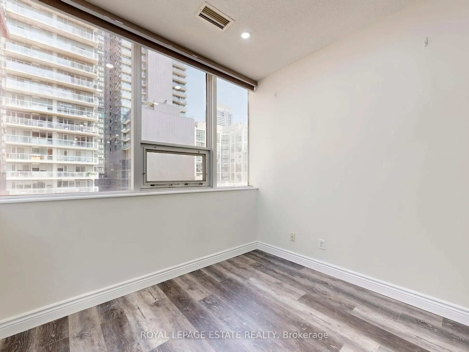 393 King Street W, #607