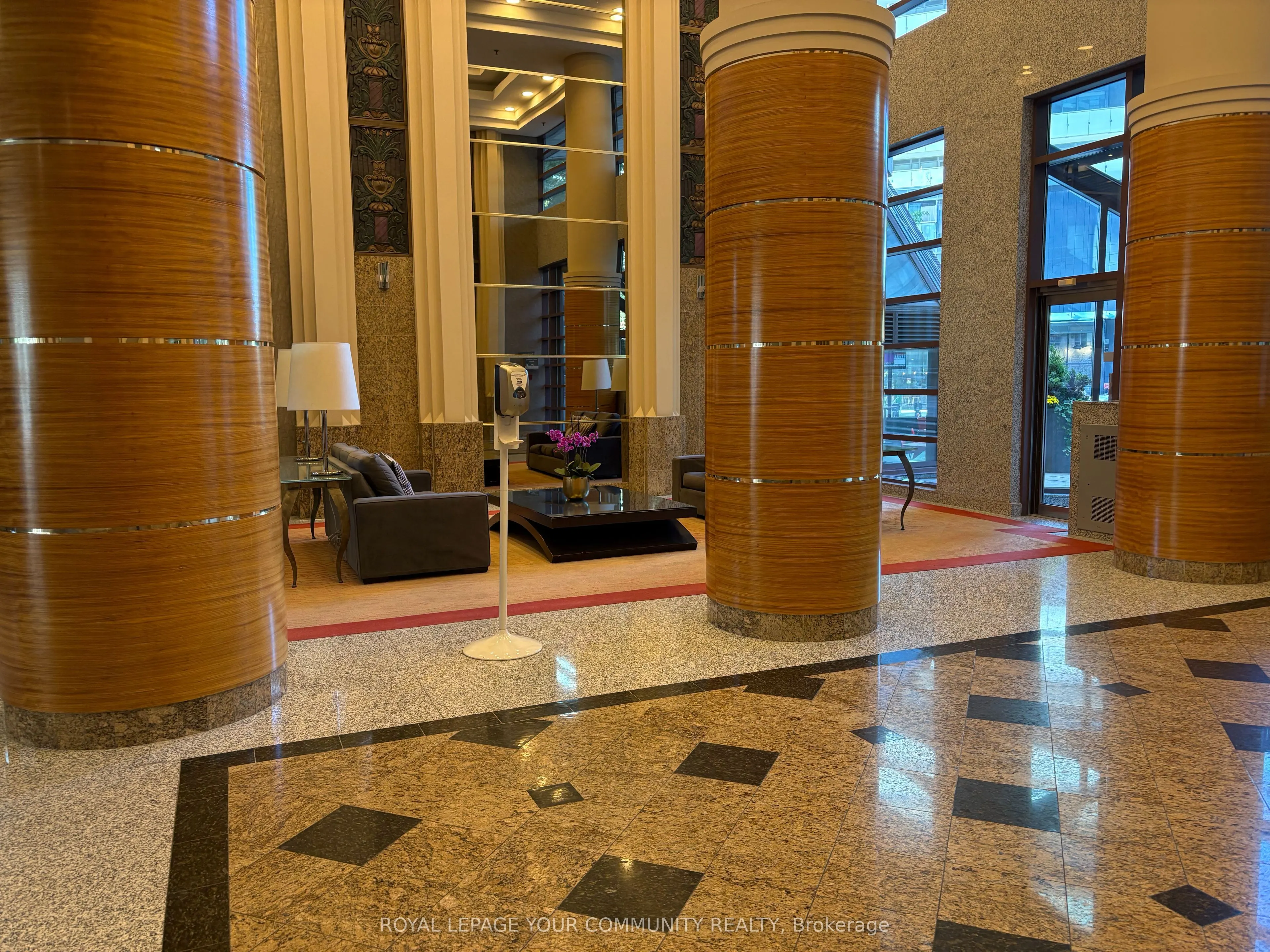 1001 Bay Street, #1802