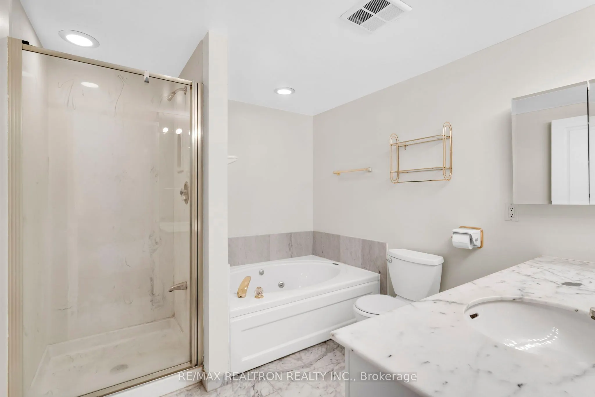 18 Hollywood Avenue, #1108