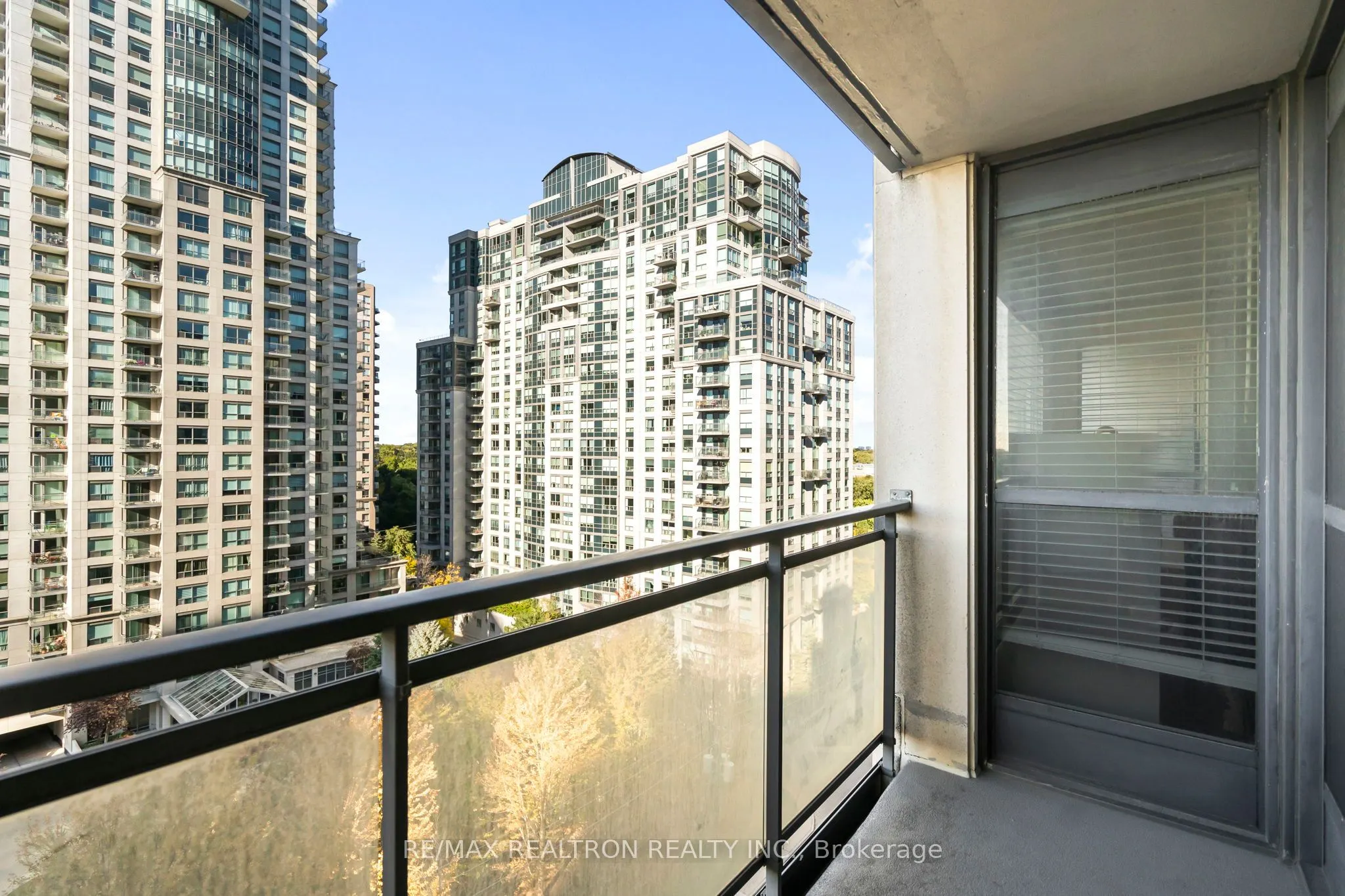 18 Hollywood Avenue, #1108