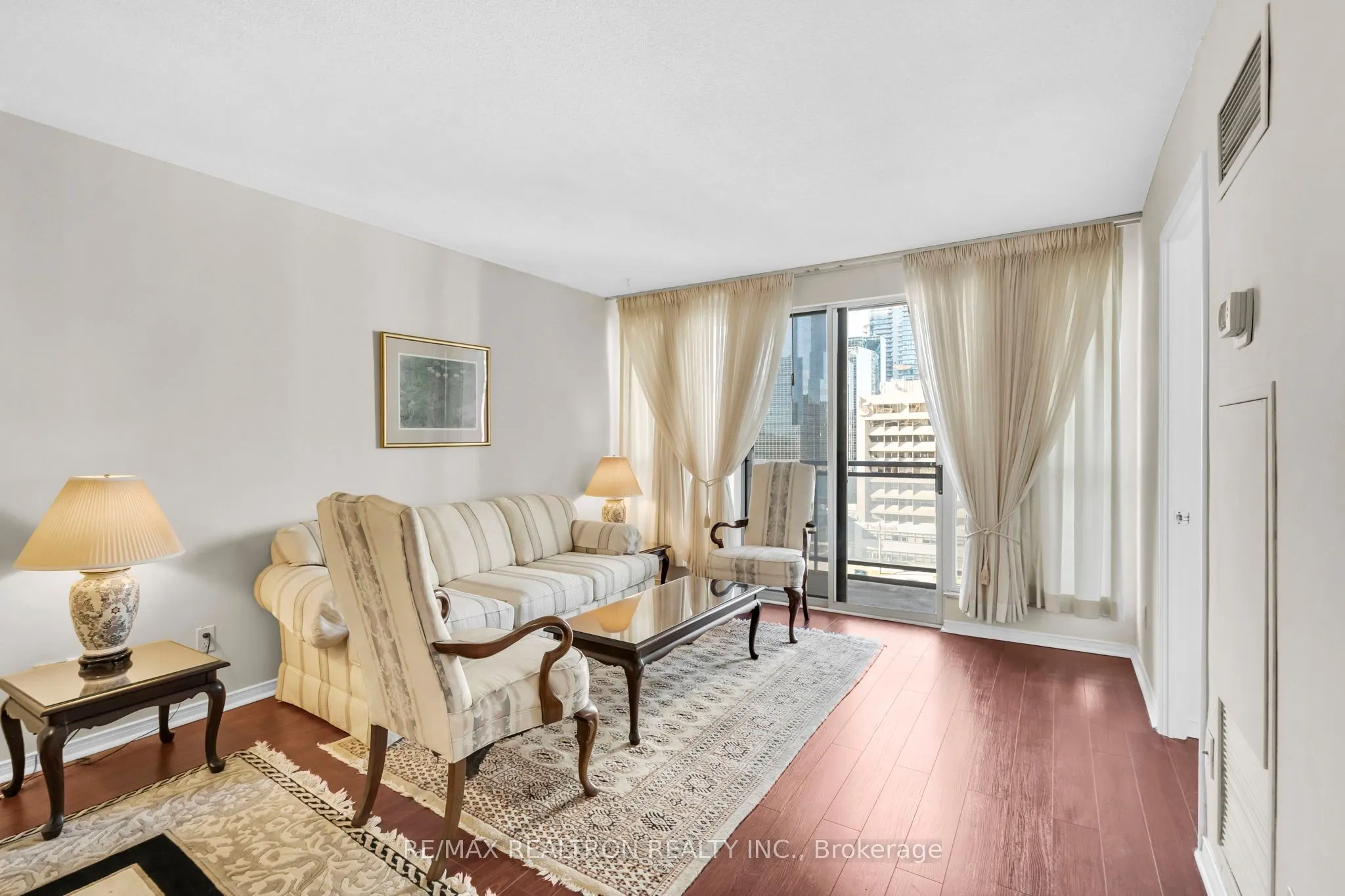 18 Hollywood Avenue, #1108