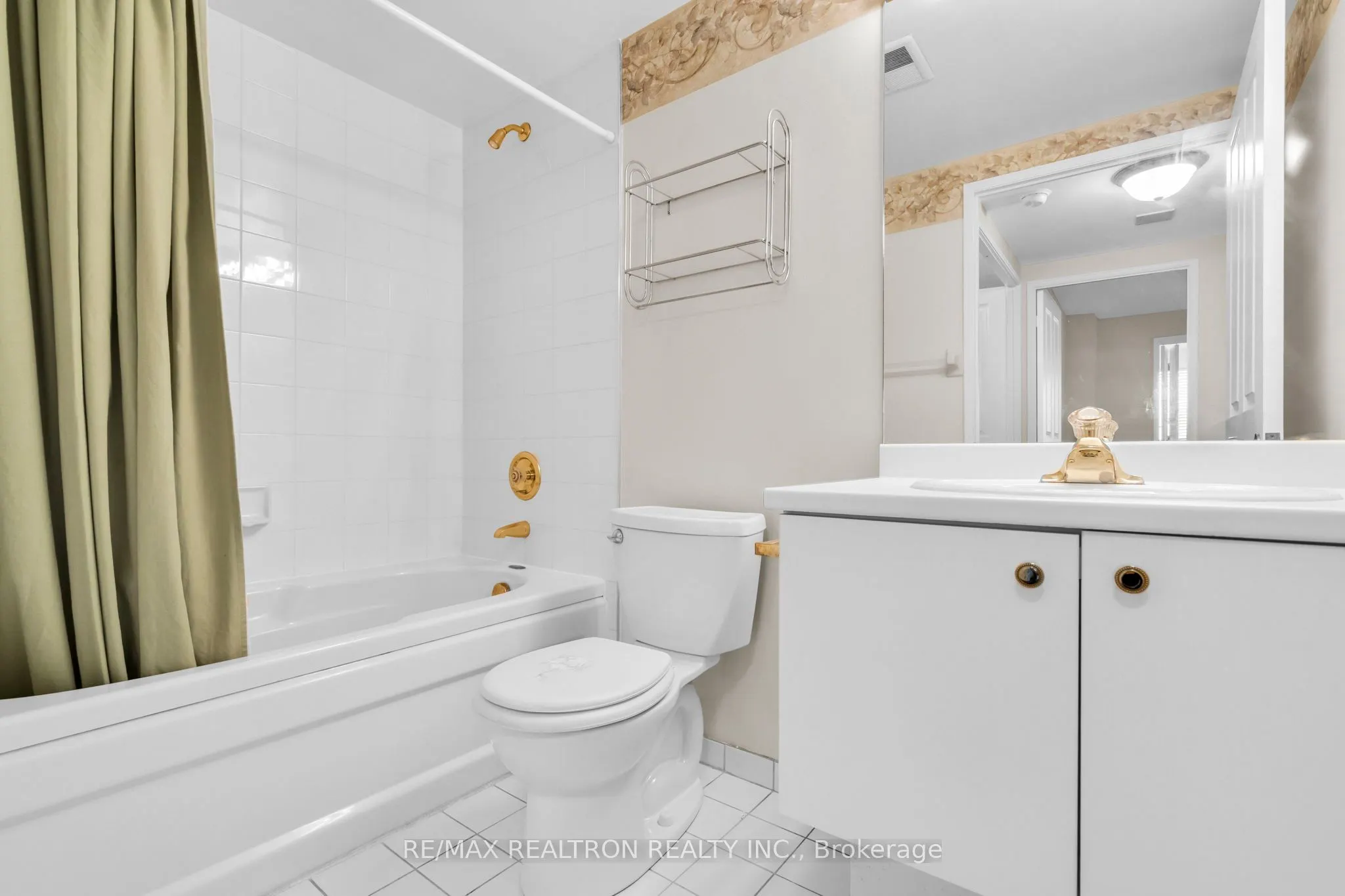 18 Hollywood Avenue, #1108