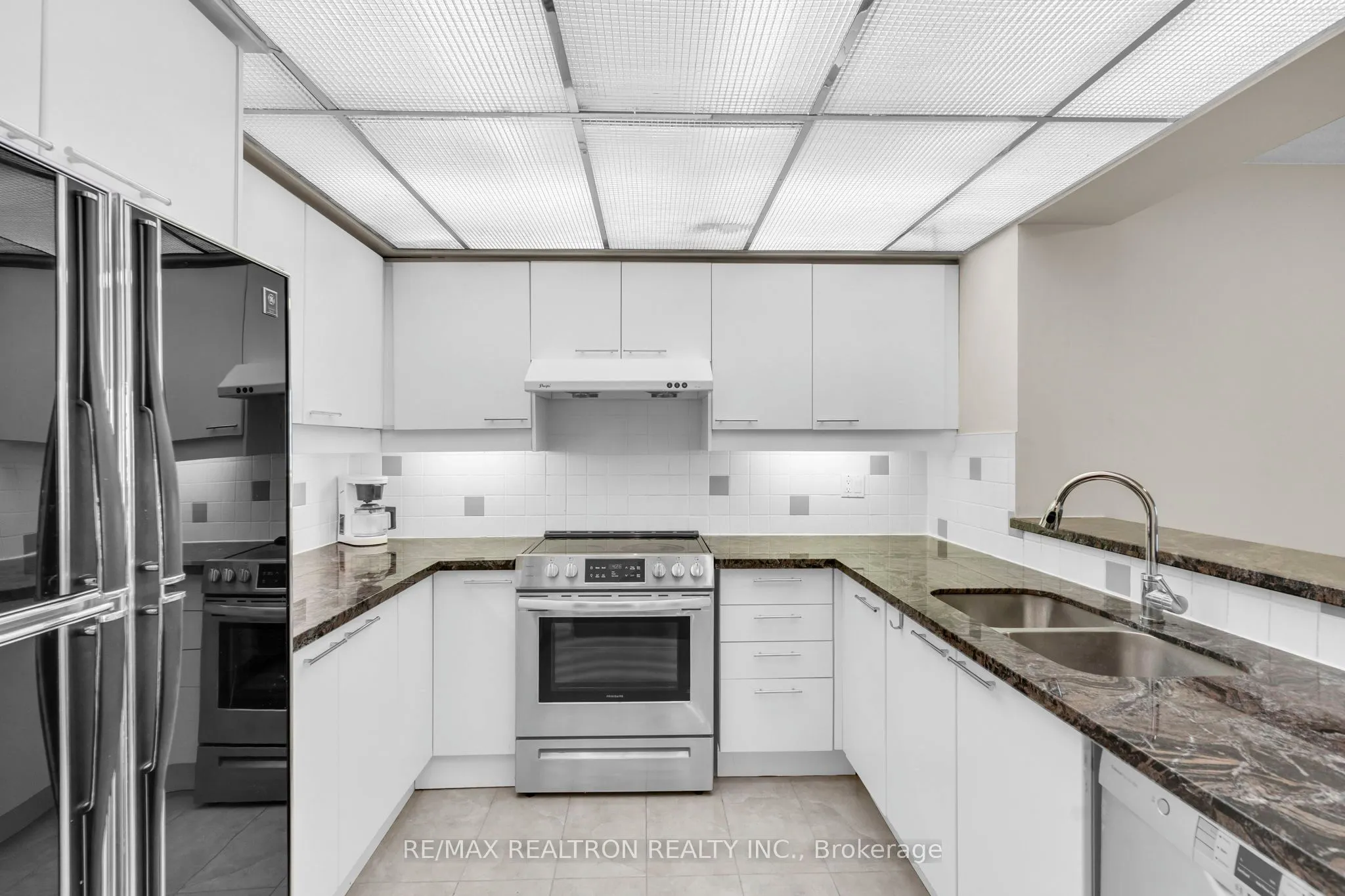 18 Hollywood Avenue, #1108