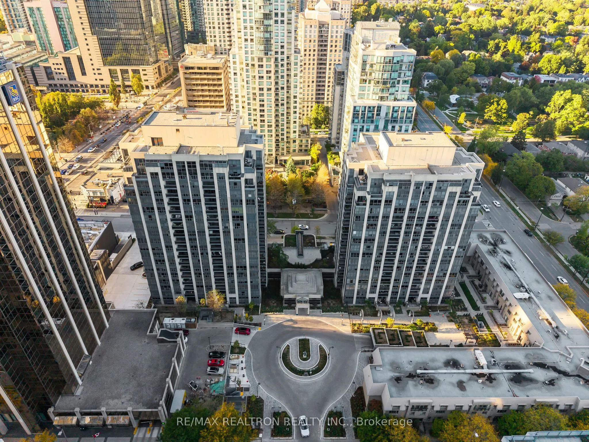 18 Hollywood Avenue, #1108