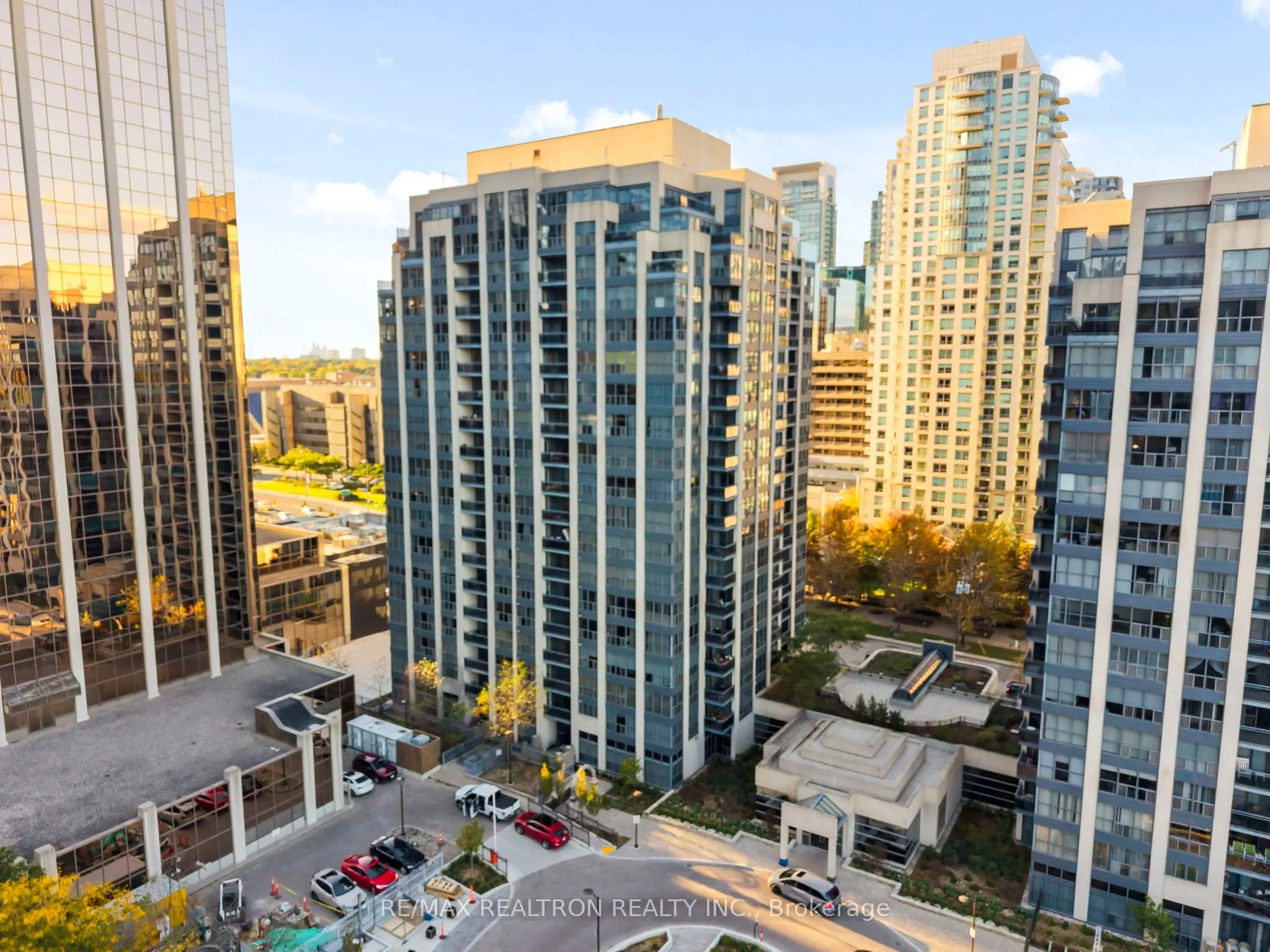 18 Hollywood Avenue, #1108