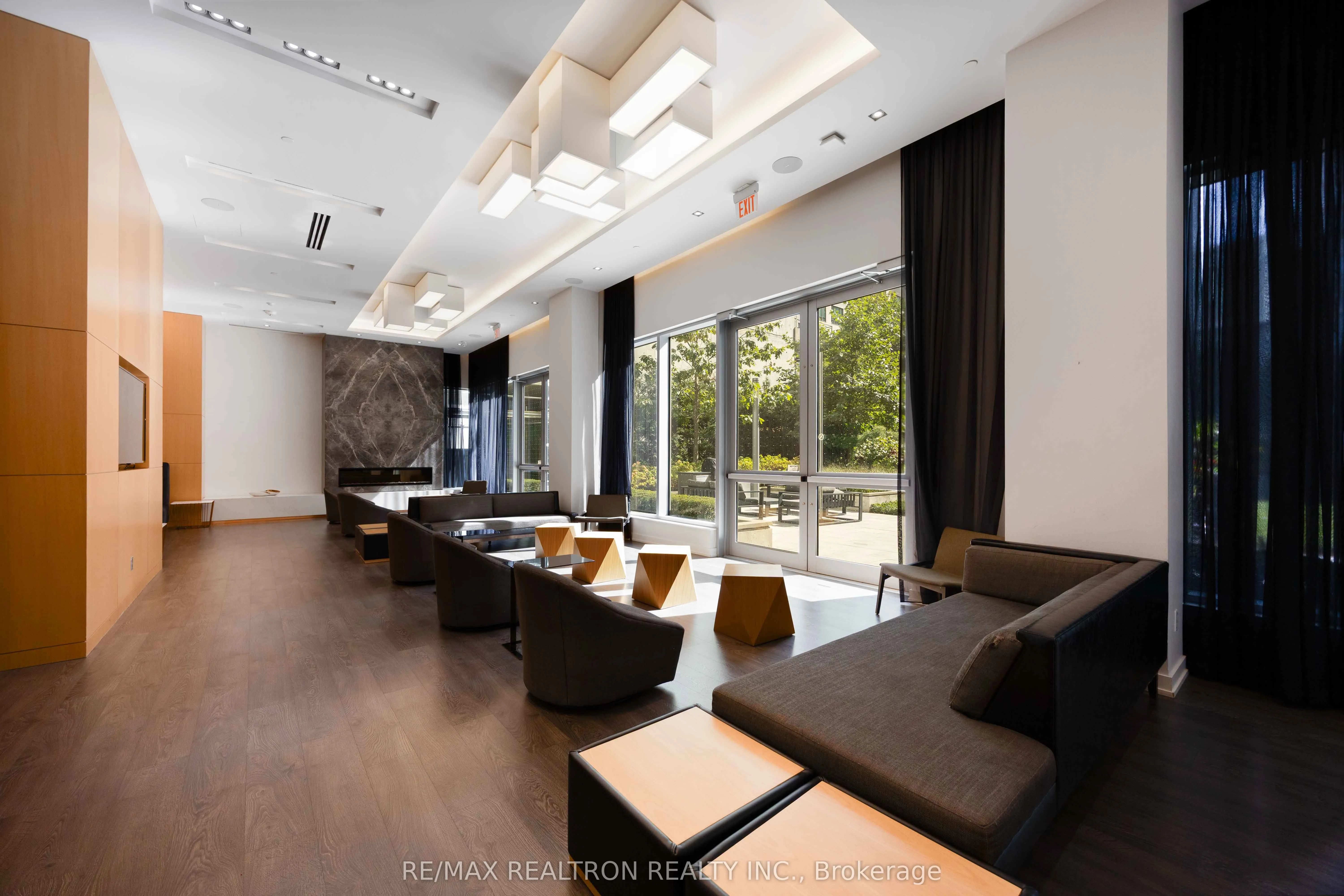 101 Erskine Avenue, #1312