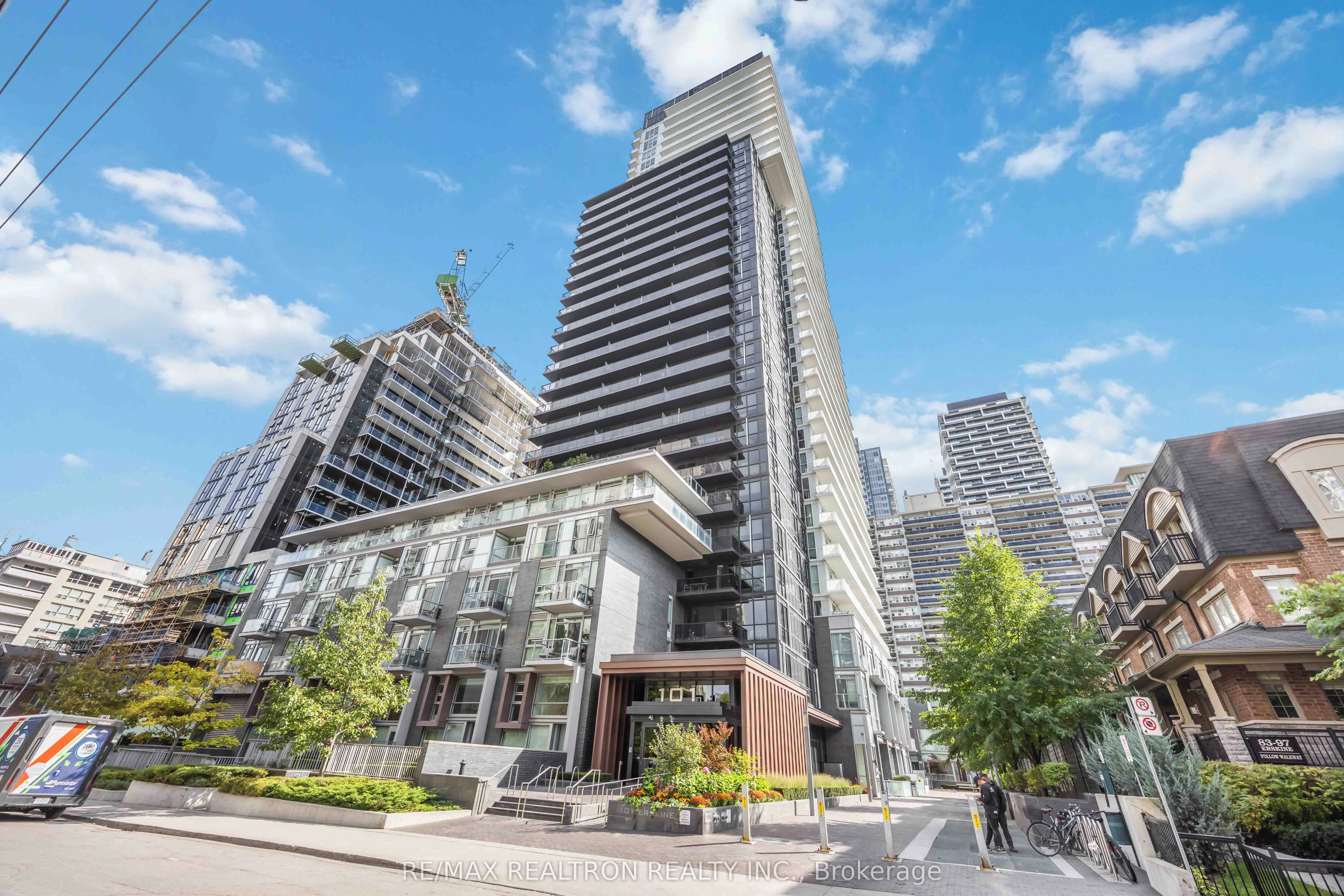 101 Erskine Avenue, #1312