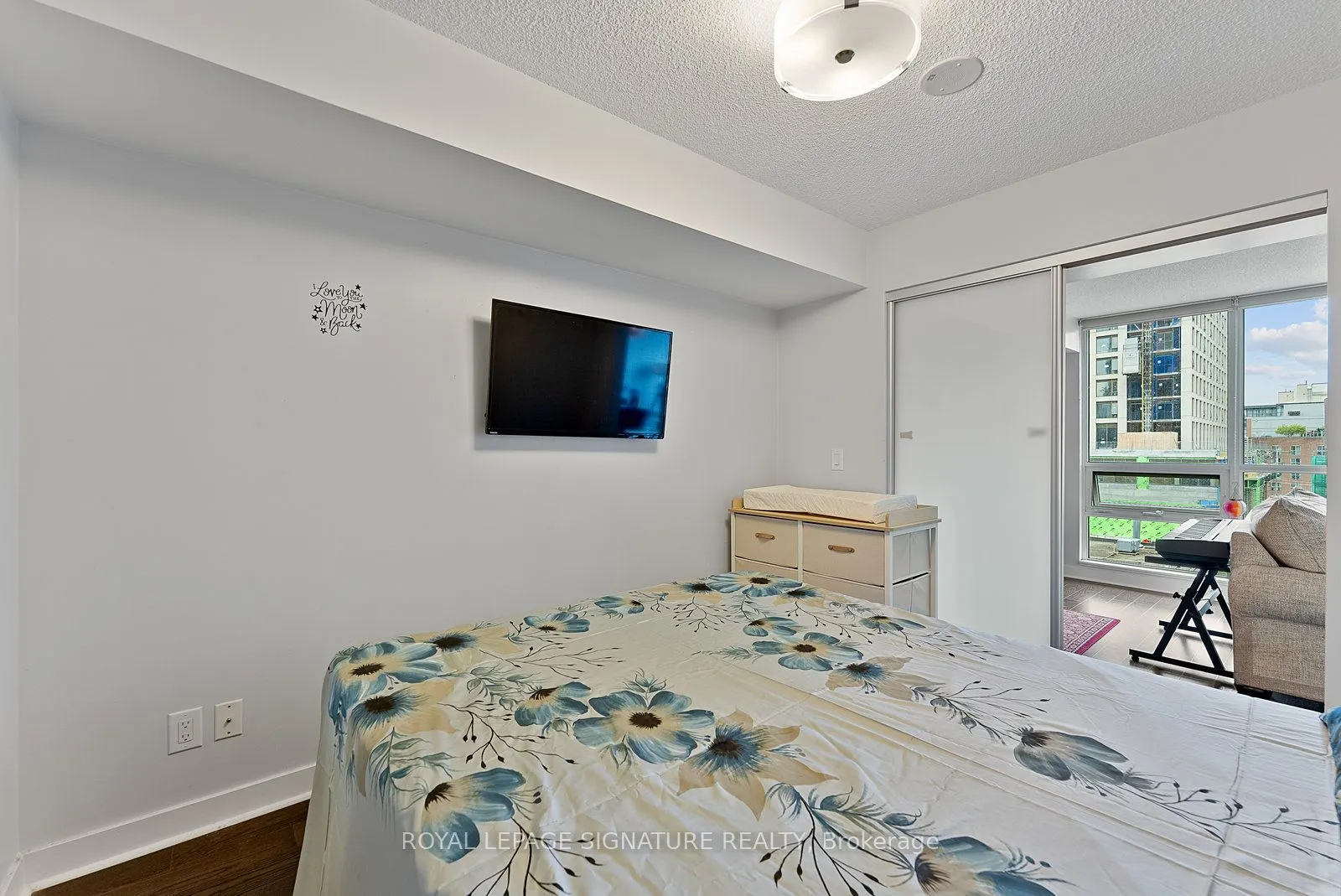 320 Richmond Street E, #718