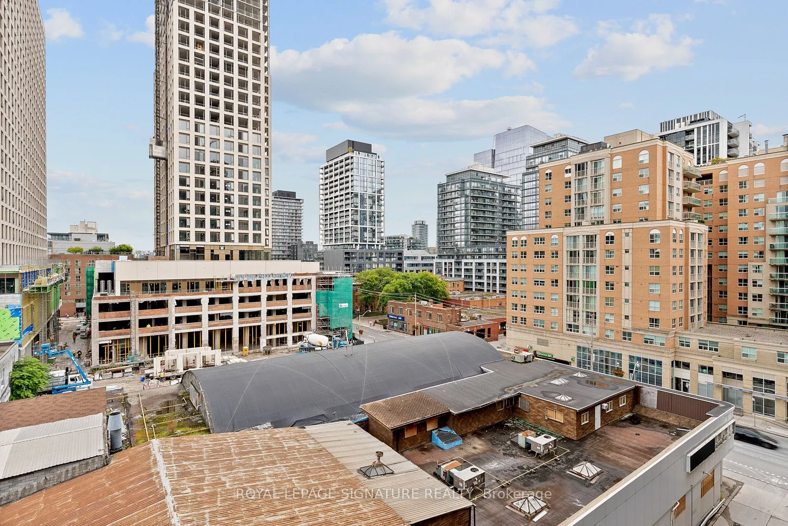320 Richmond Street E, #718