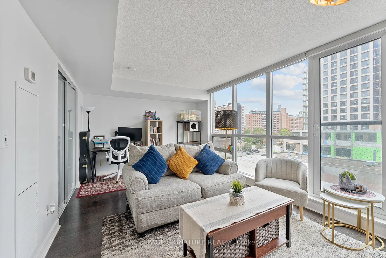 320 Richmond Street E, #718