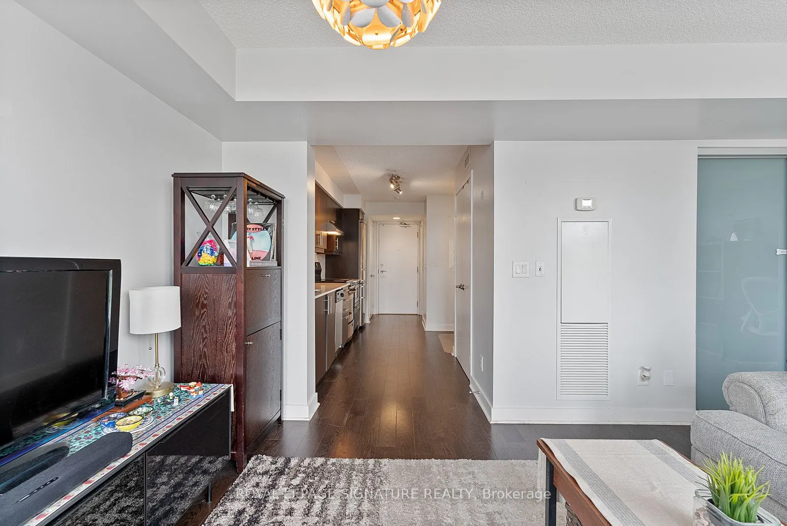 320 Richmond Street E, #718