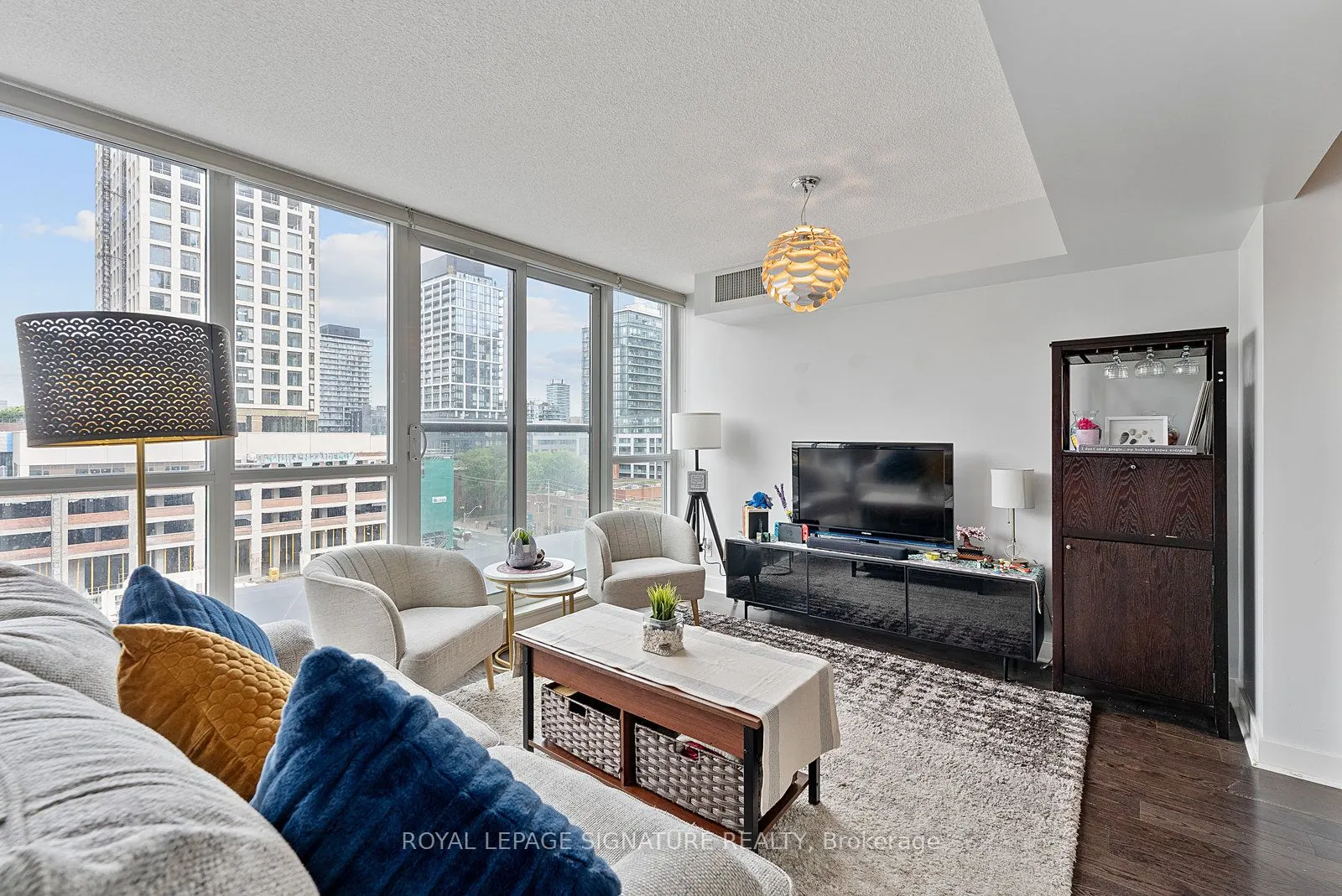 320 Richmond Street E, #718
