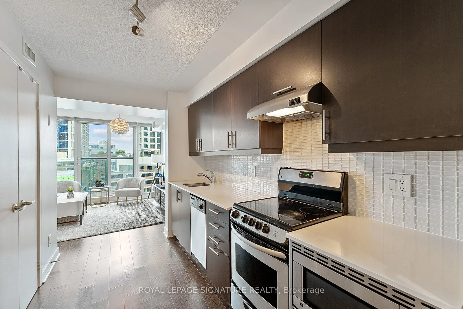 320 Richmond Street E, #718