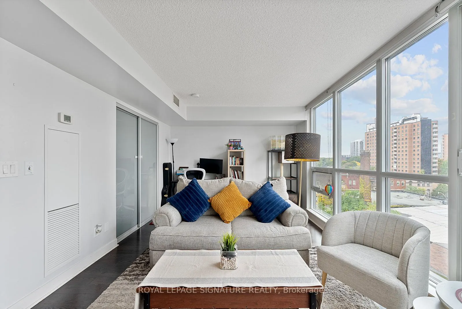 320 Richmond Street E, #718
