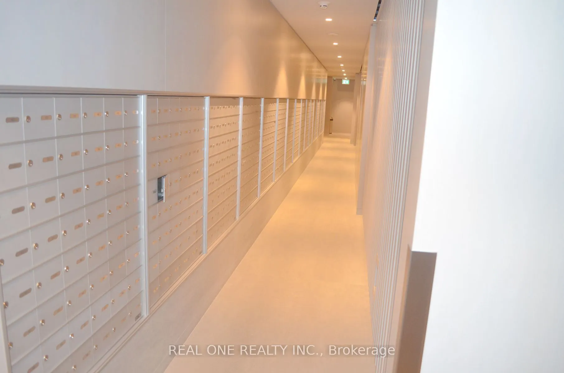 138 Downes Street, #6906