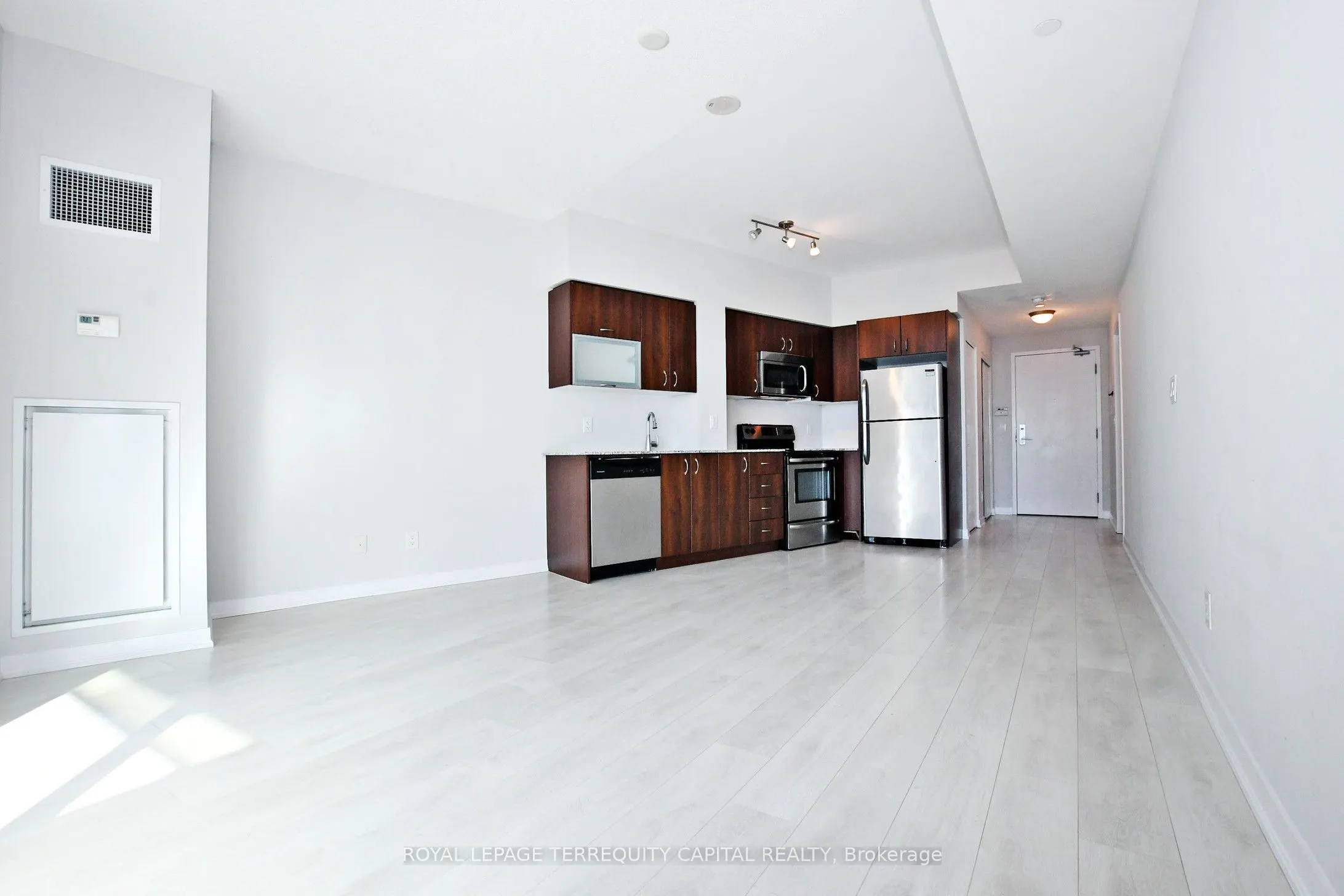 150 East Liberty Street, #709