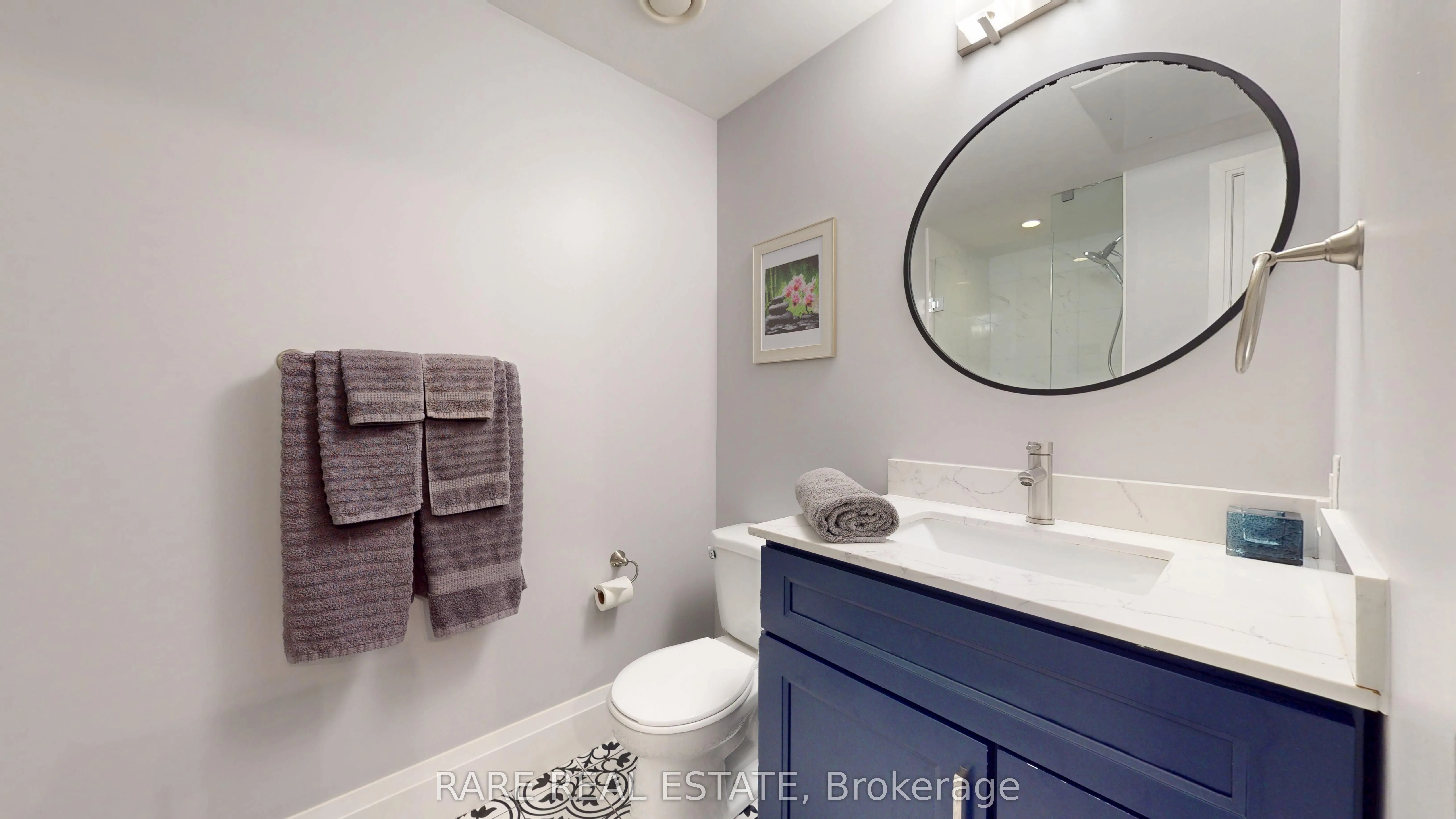 560 Front Street W, #925