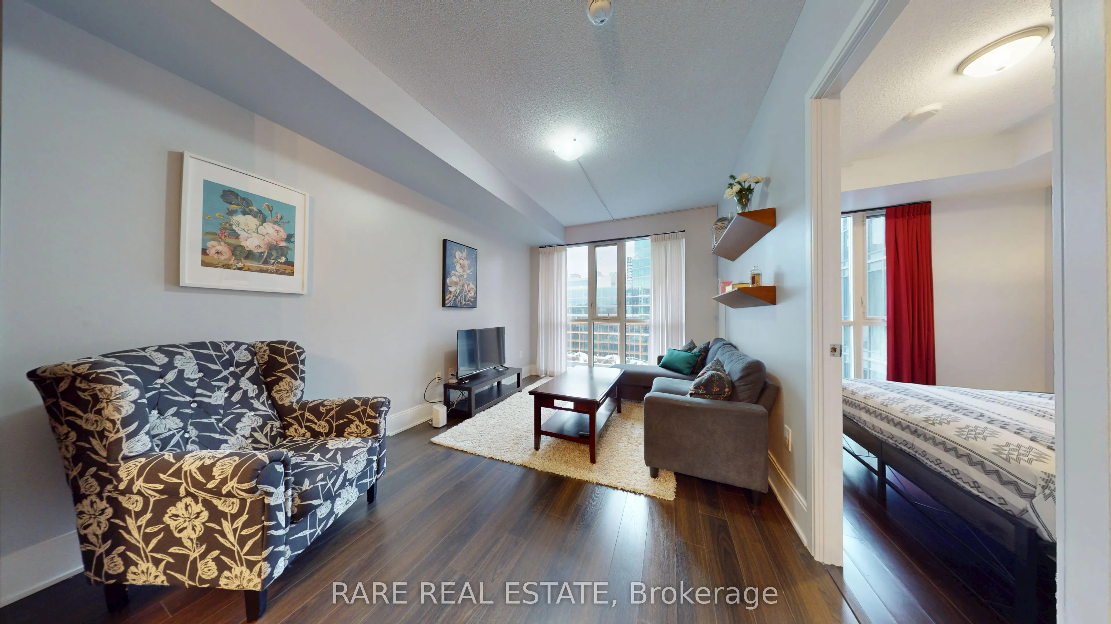 560 Front Street W, #925