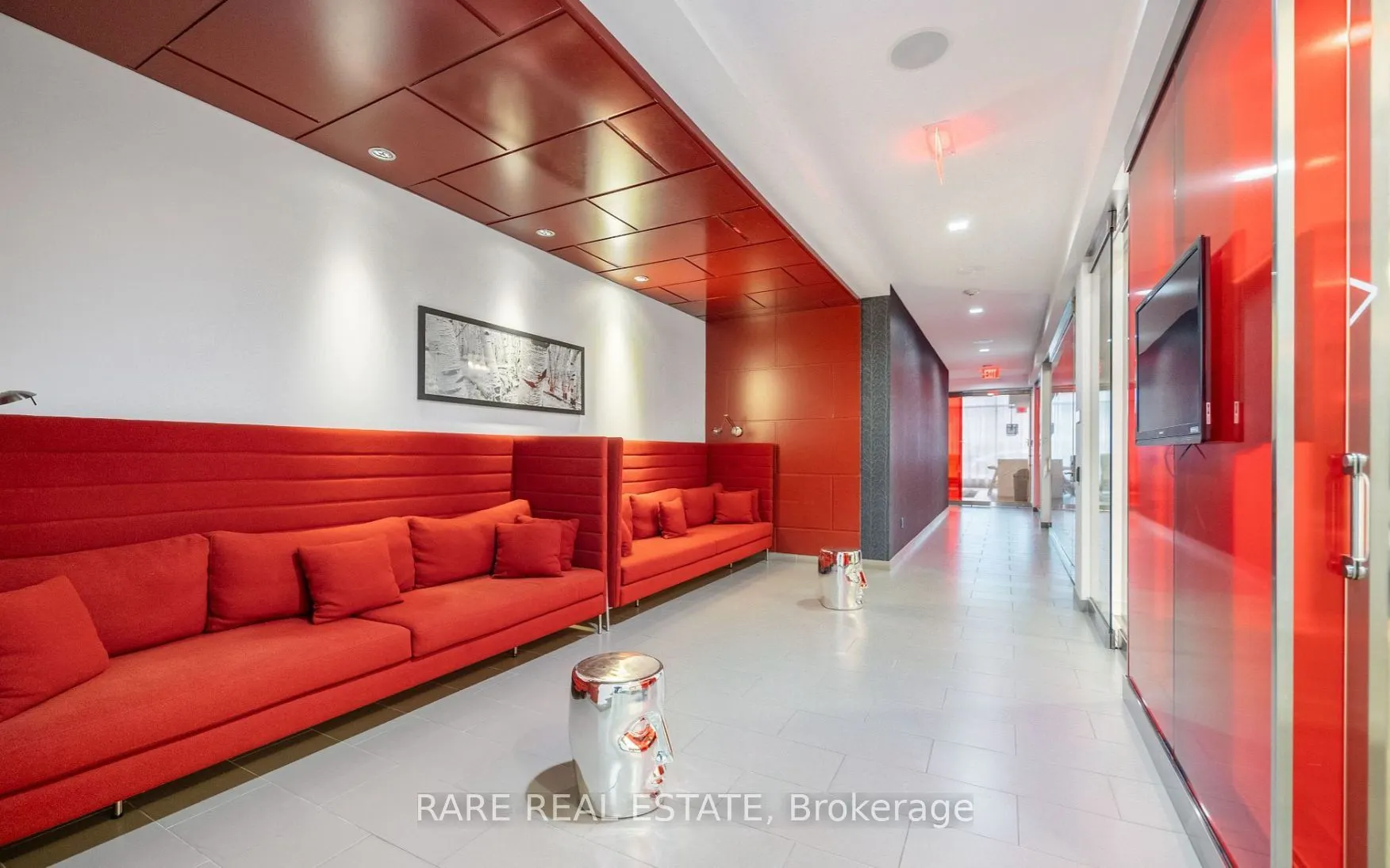 560 Front Street W, #925